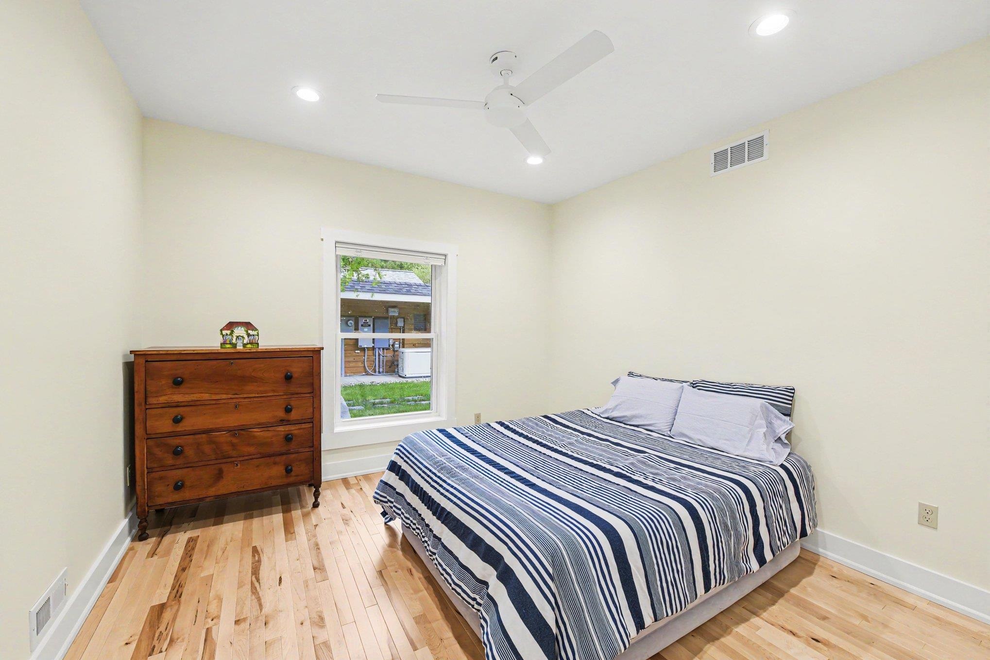 4103 Burch Terrace