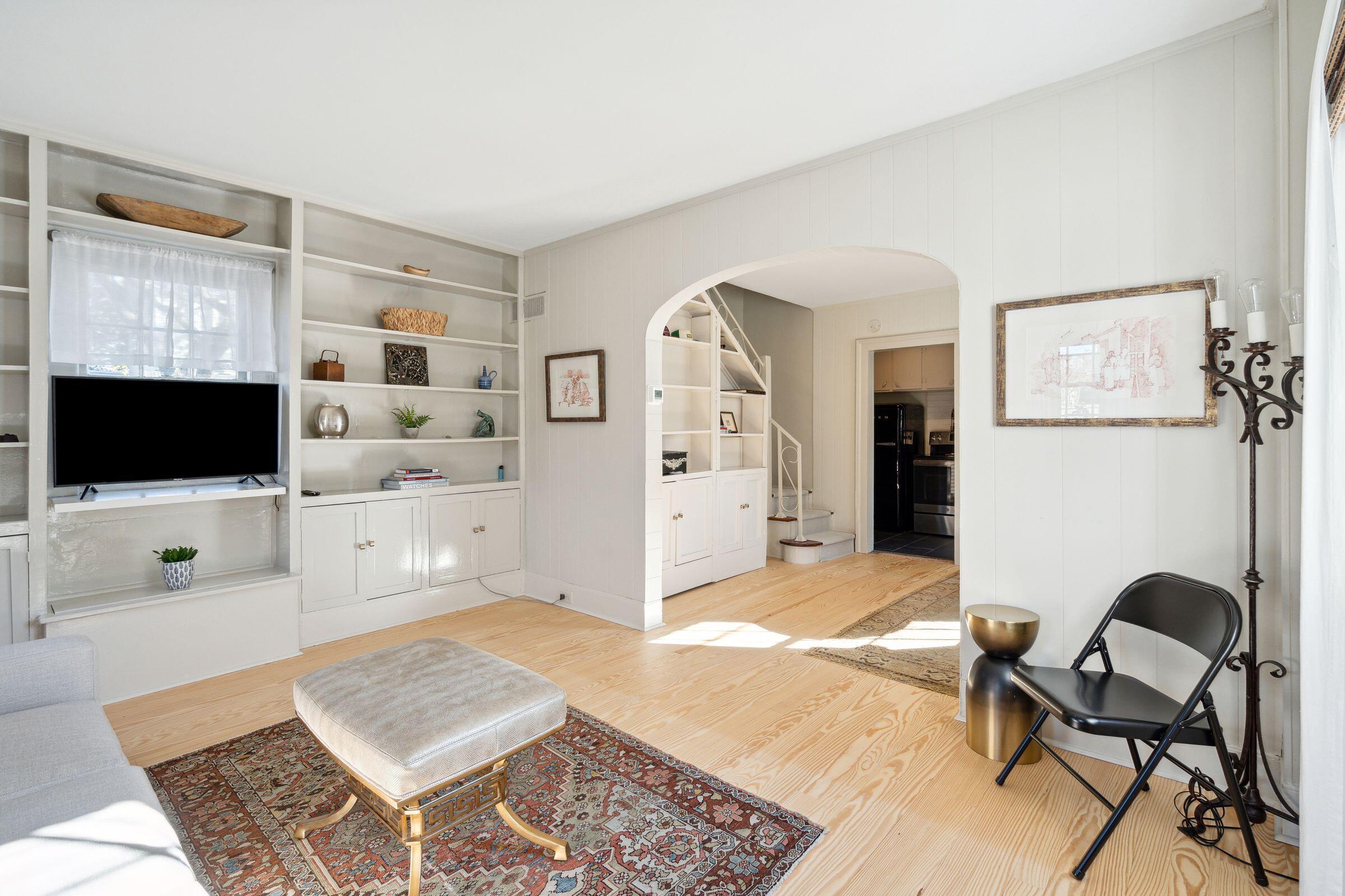 9 Franklin Street Unit: E