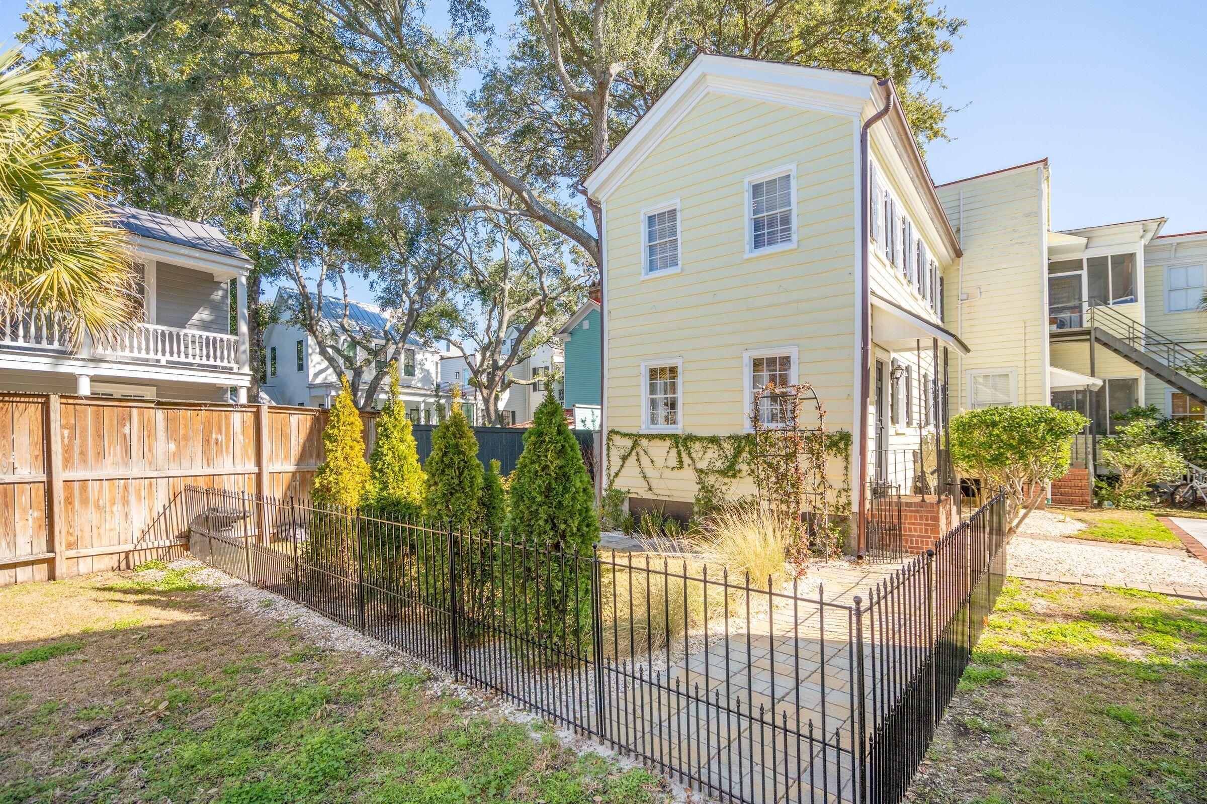 9 Franklin Street Unit: E