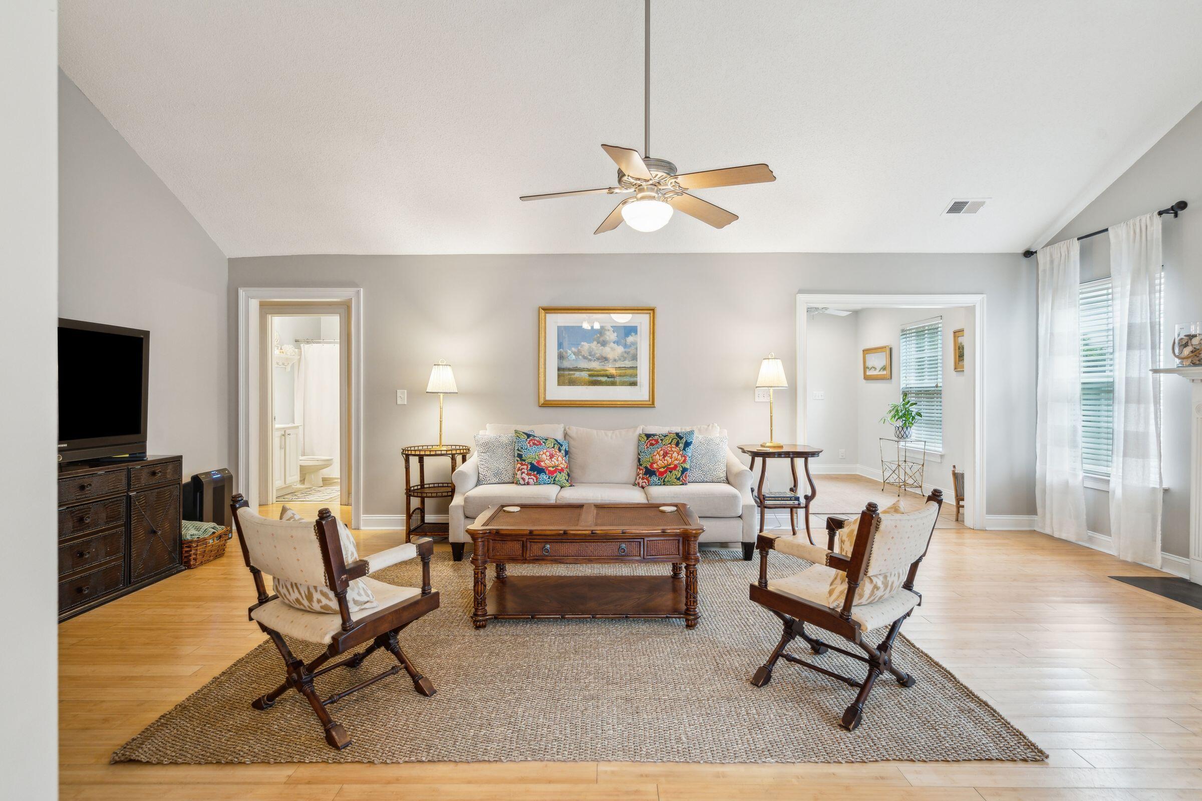 3046 Penny Lane