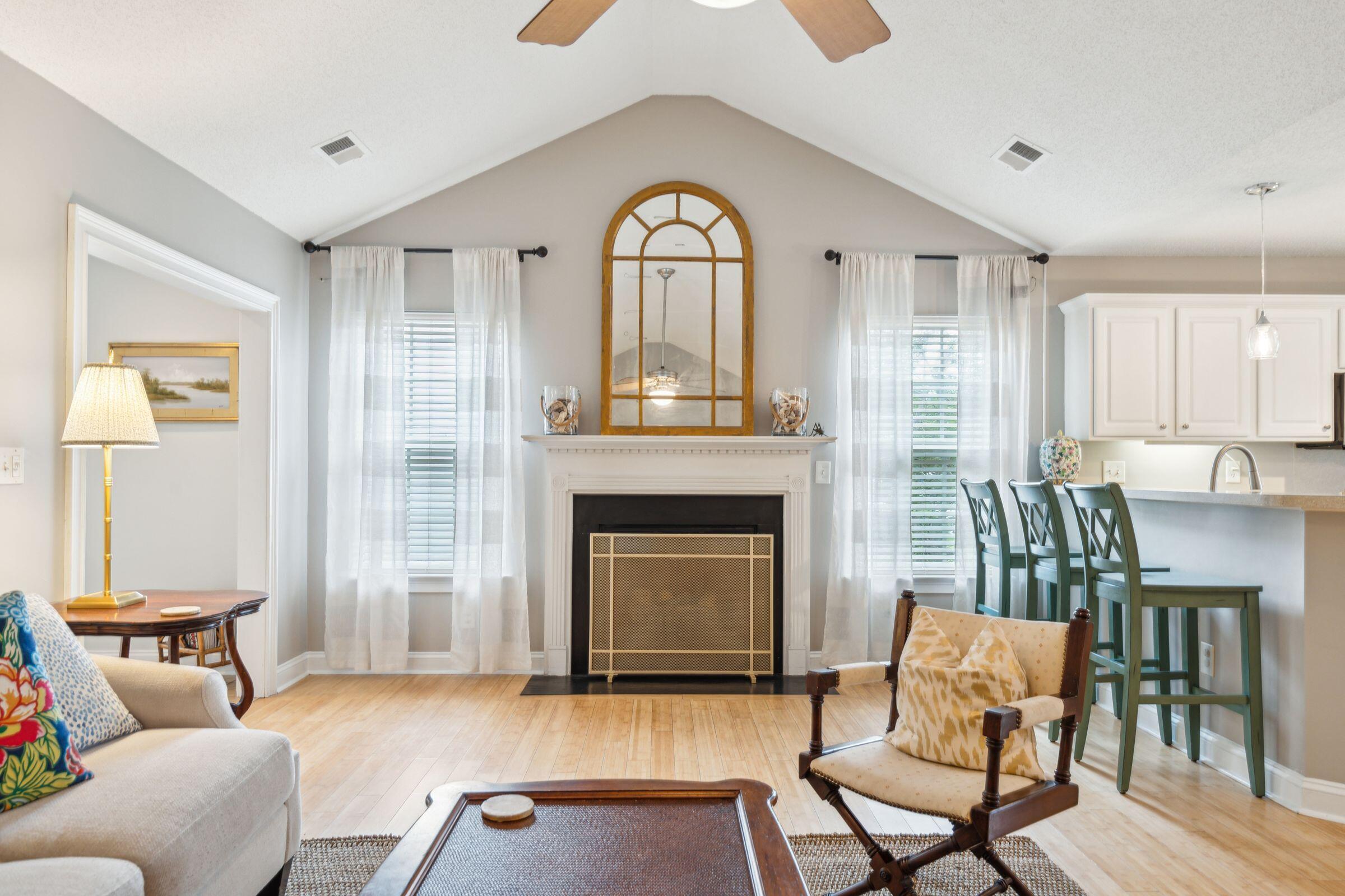3046 Penny Lane