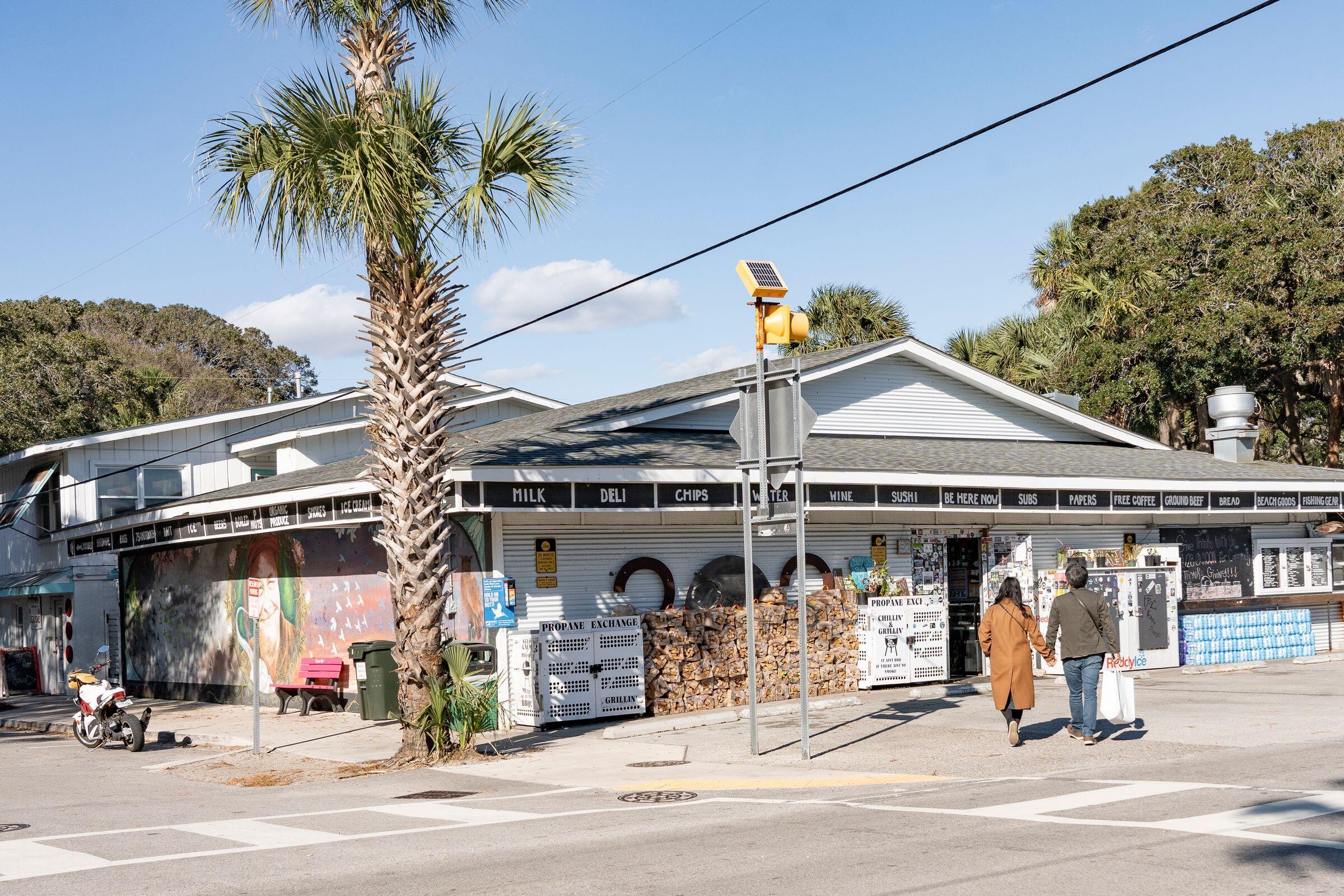 1530 Oak Island Drive