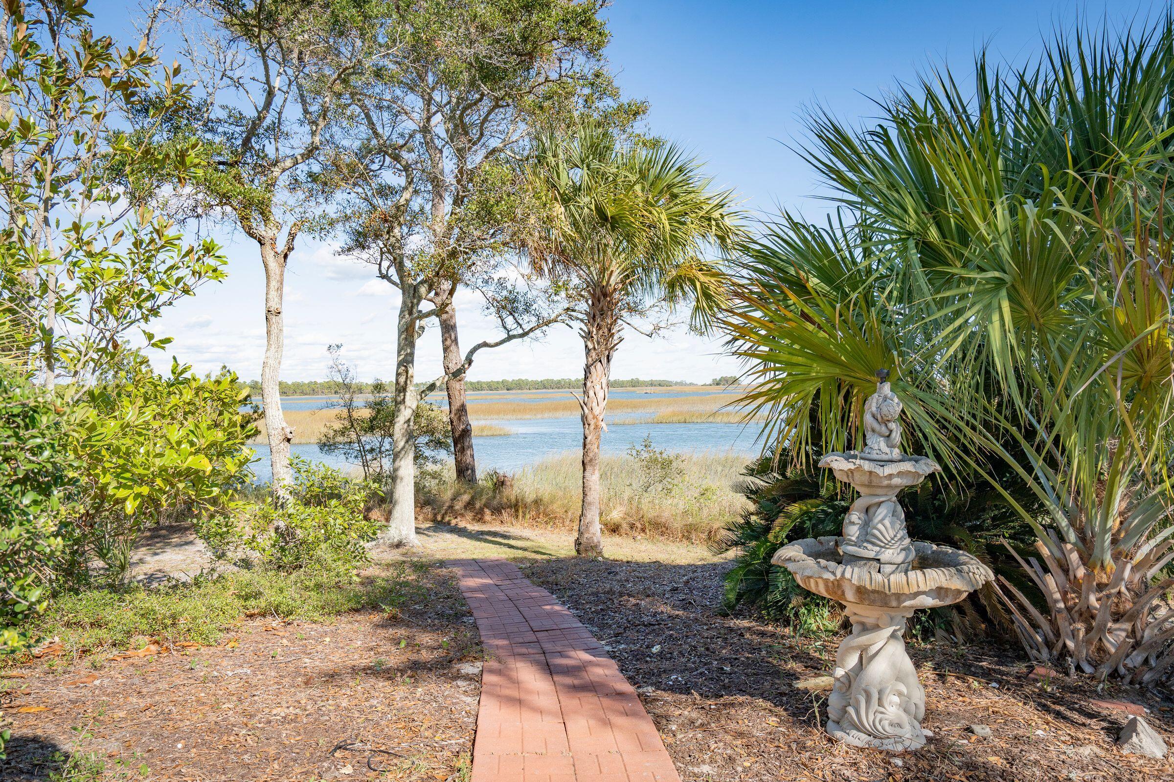 1530 Oak Island Drive