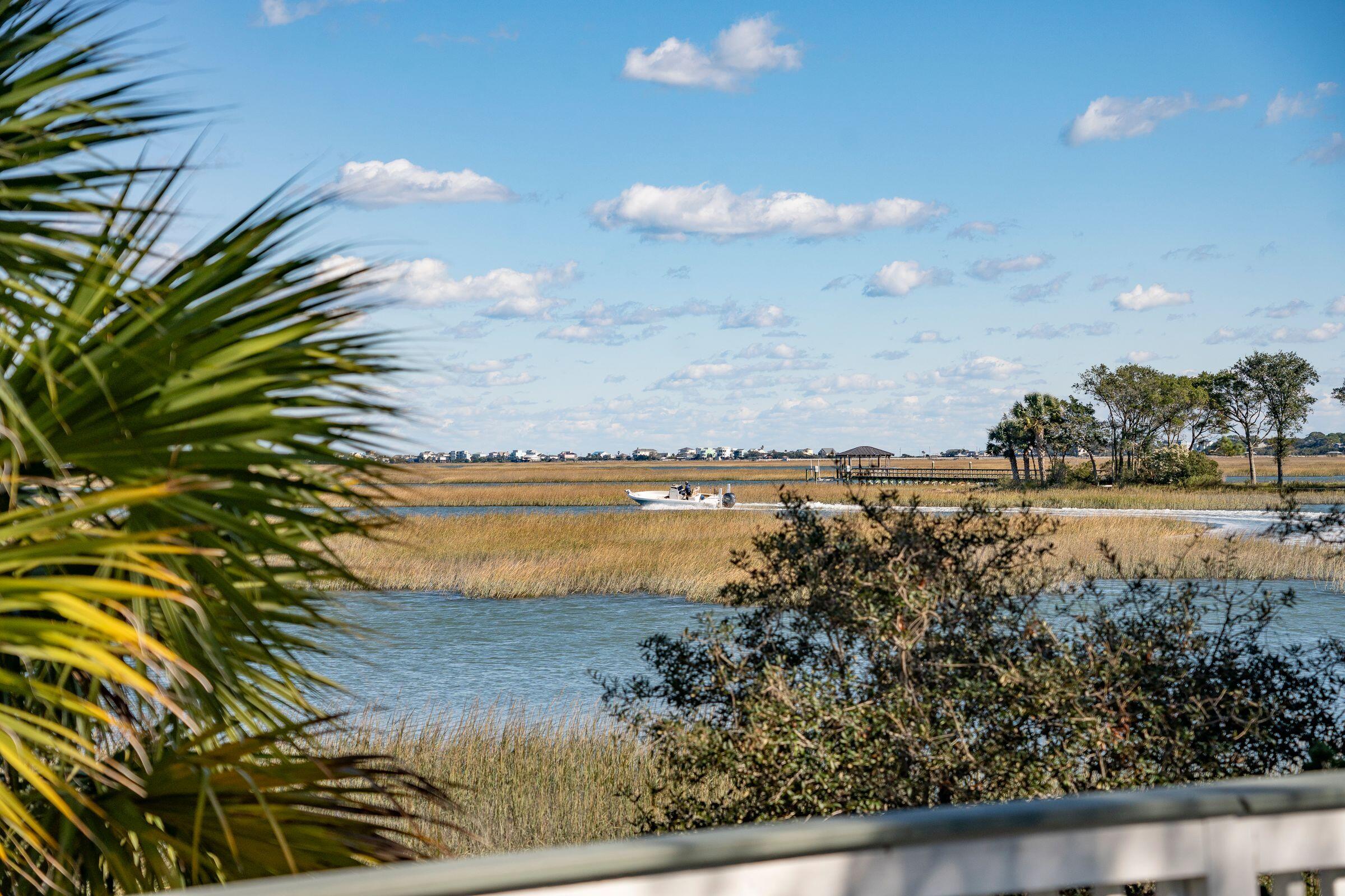 1530 Oak Island Drive