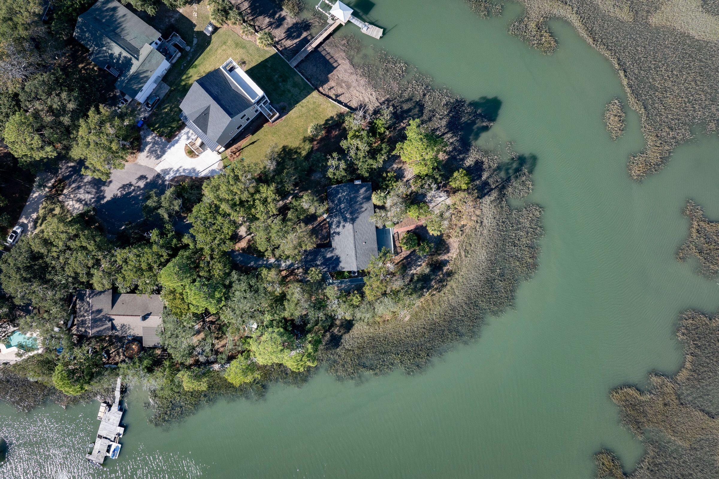 1530 Oak Island Drive