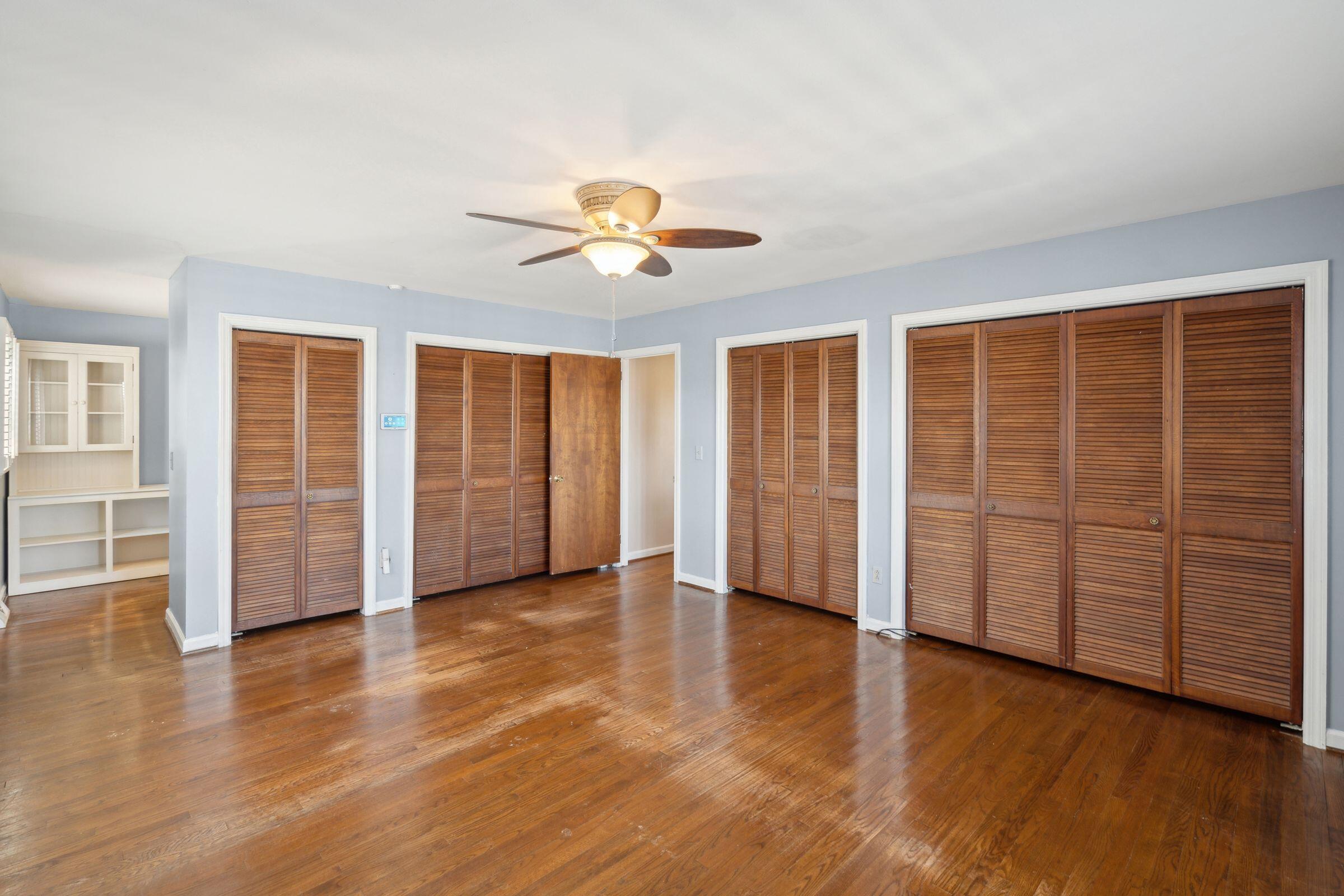 1530 Oak Island Drive