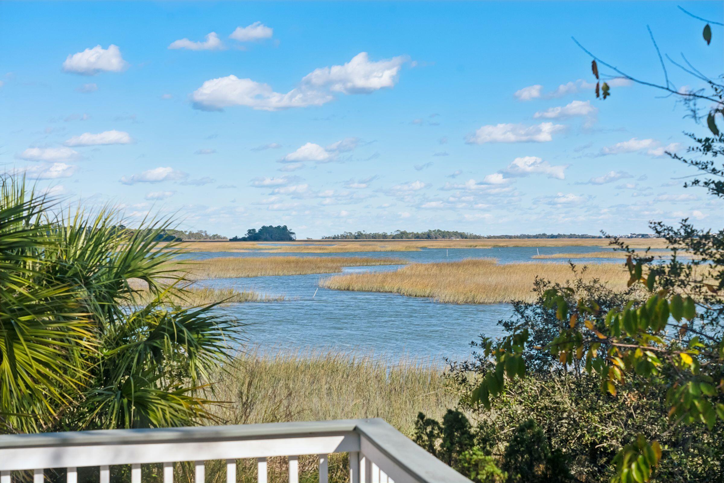 1530 Oak Island Drive