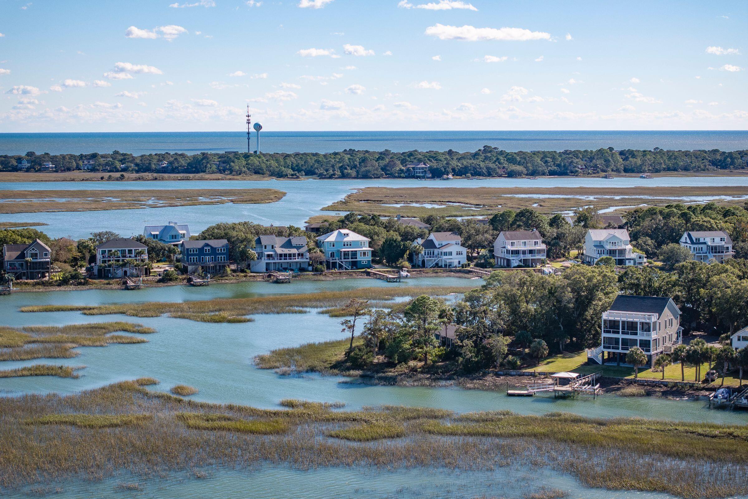 1530 Oak Island Drive