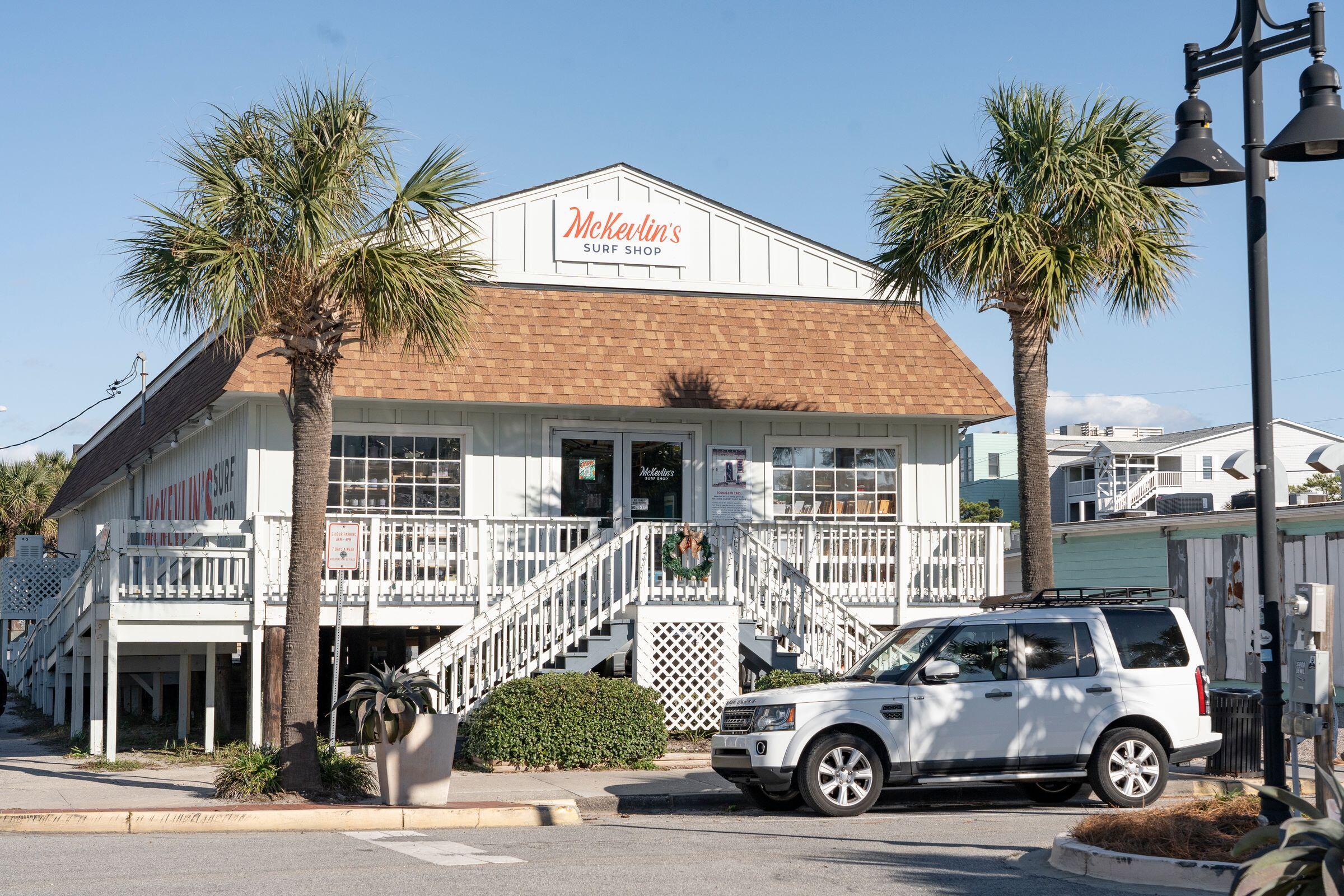 1530 Oak Island Drive