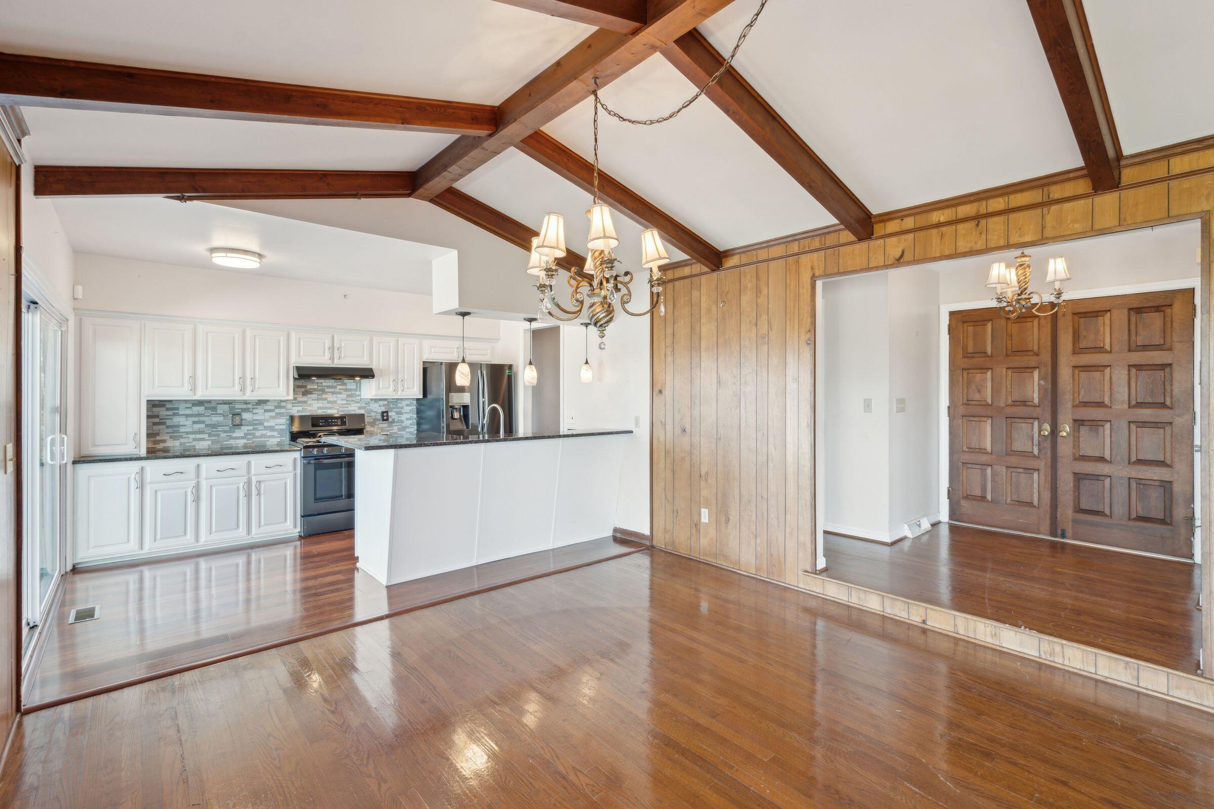1530 Oak Island Drive