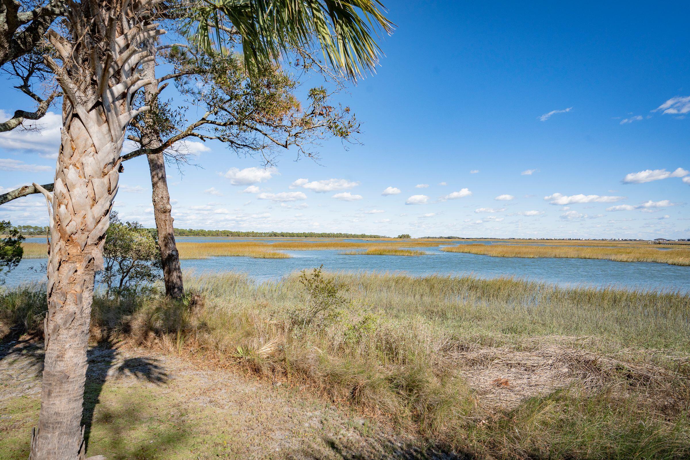 1530 Oak Island Drive