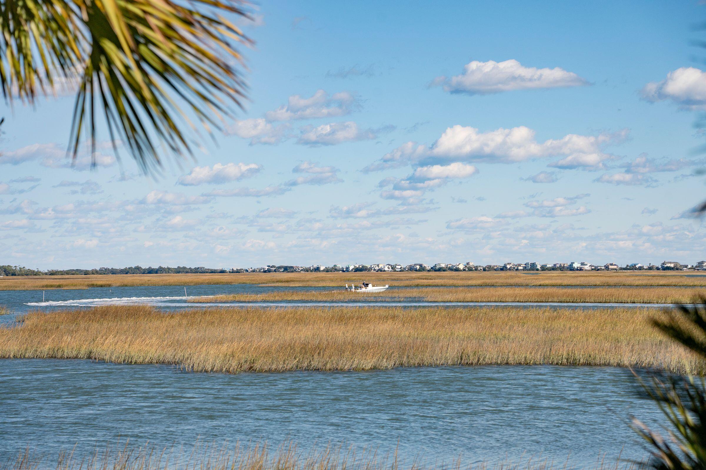 1530 Oak Island Drive