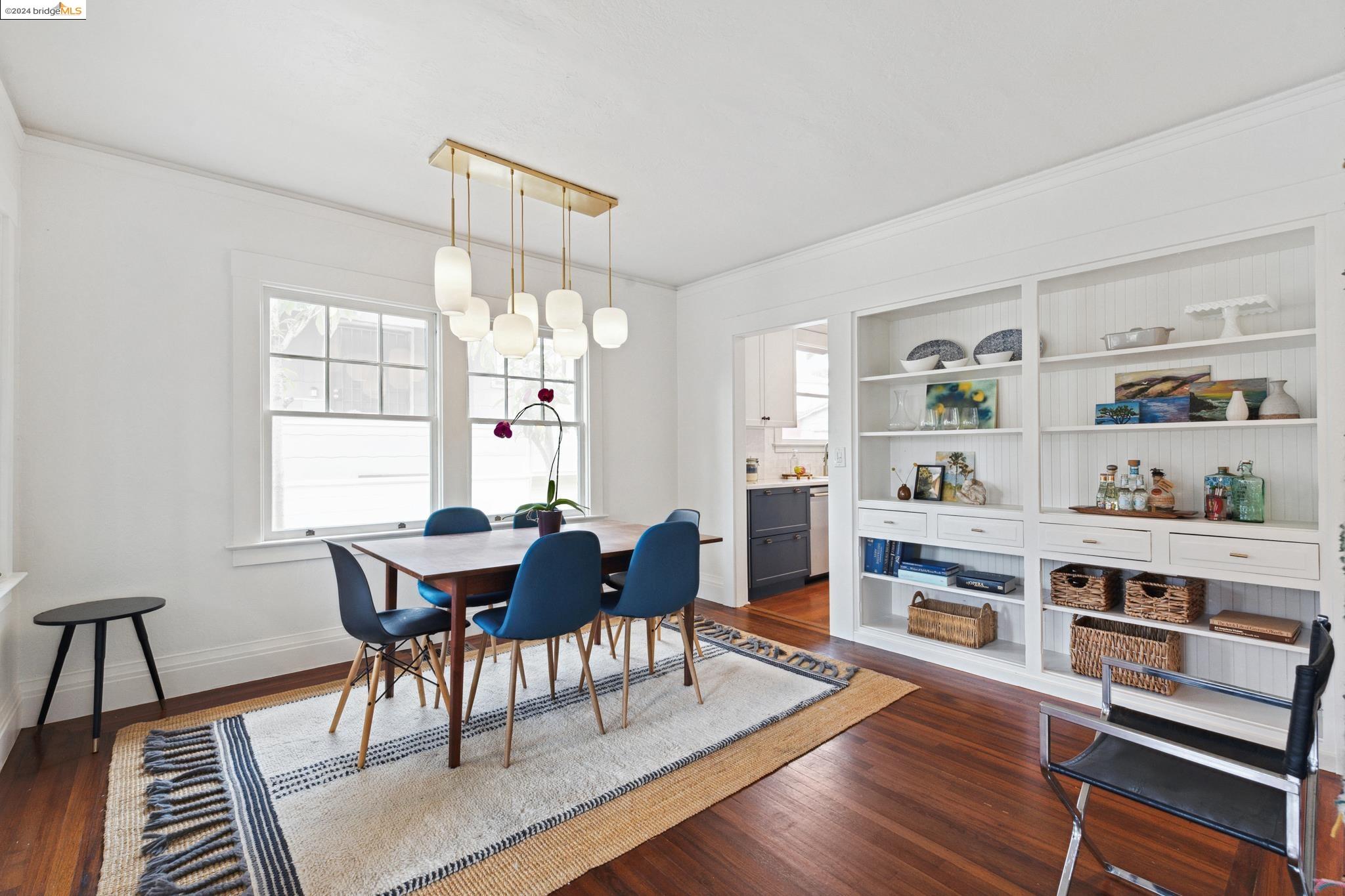 2426 Grande Vista Ave