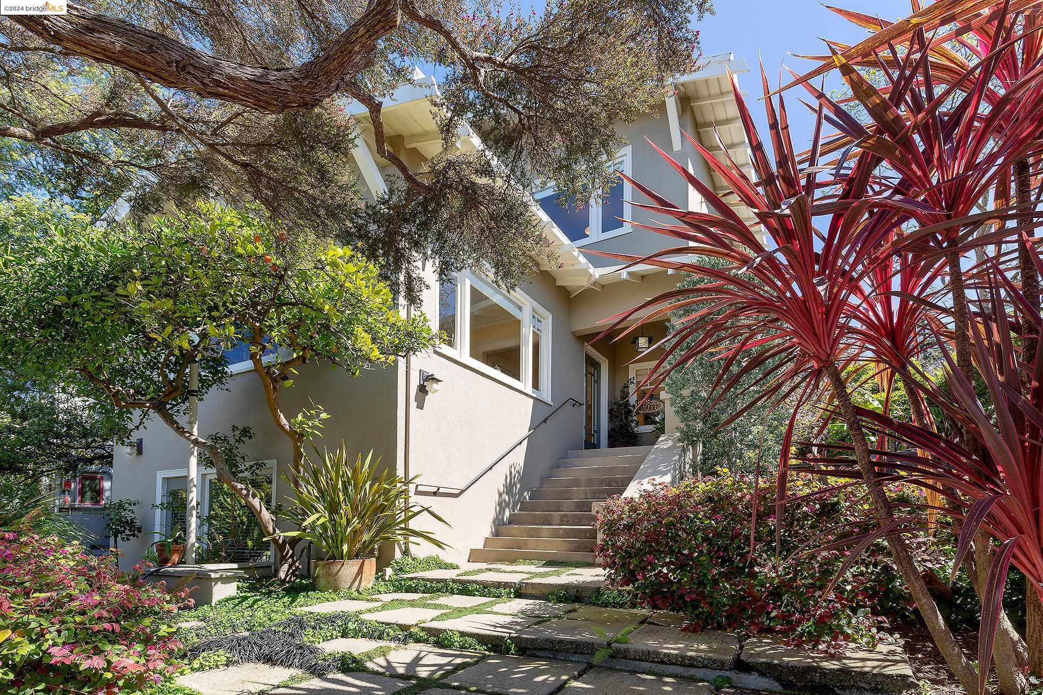 829 Shattuck Ave