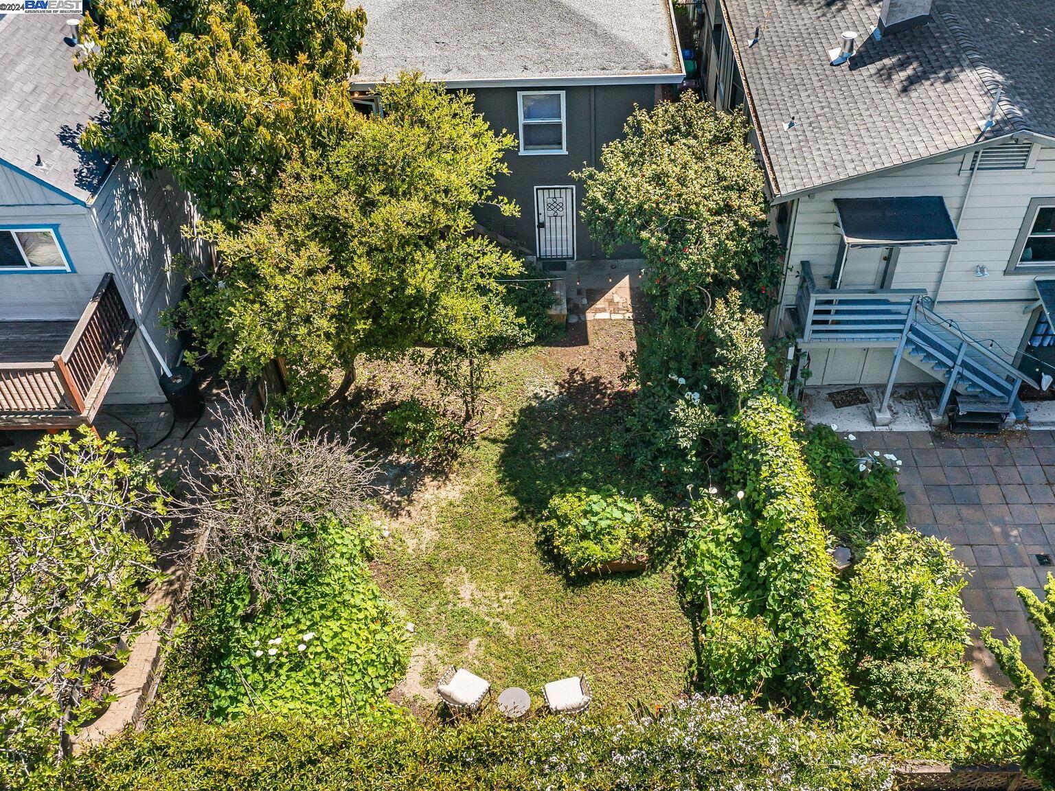 5413 Claremont Ave