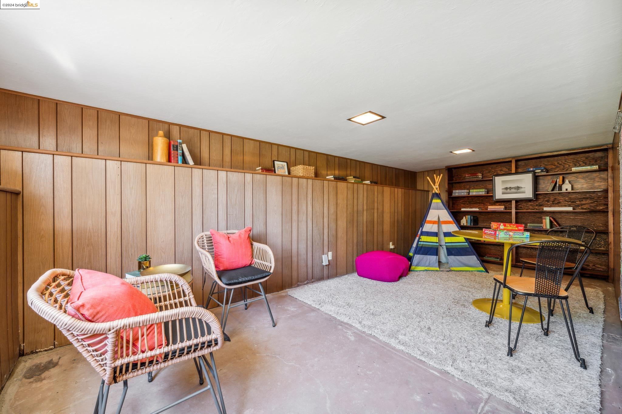 717 Prospect Ave