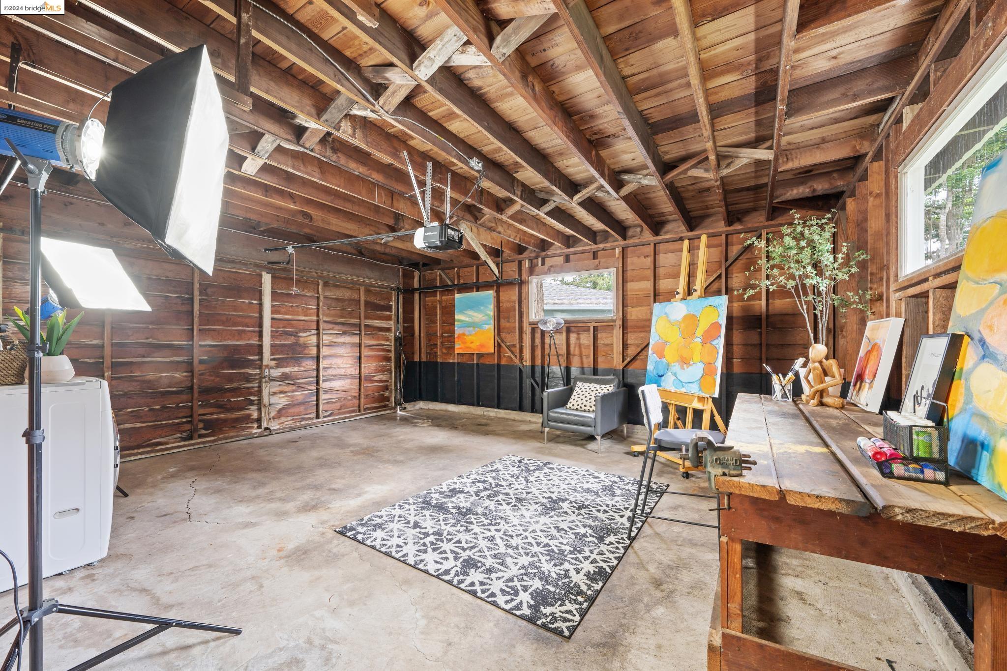 245 Los Altos Dr