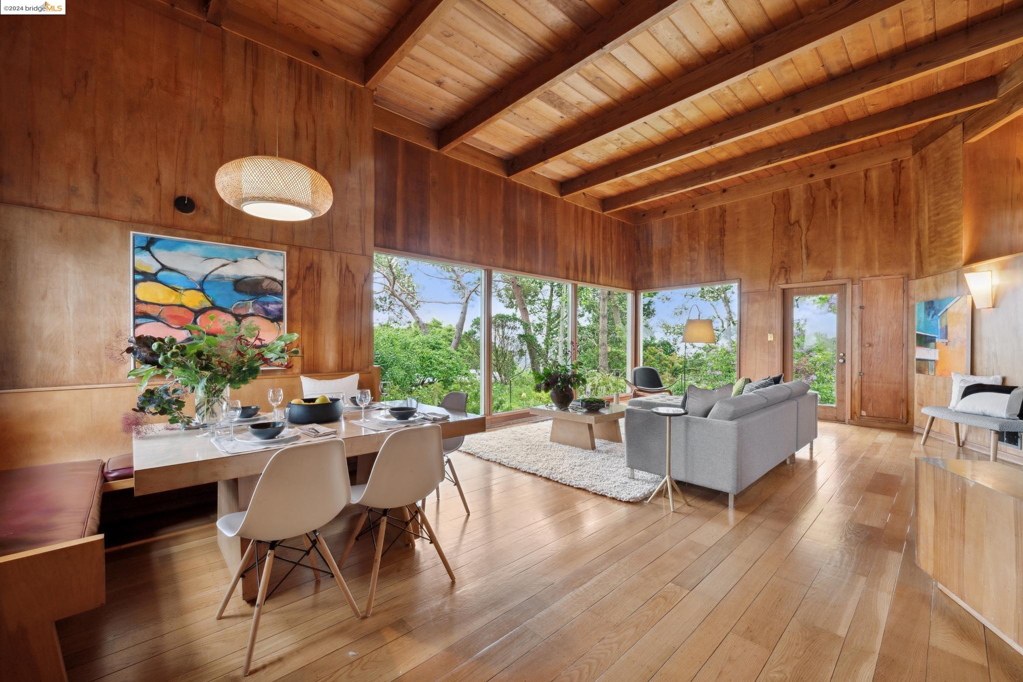 245 Los Altos Dr