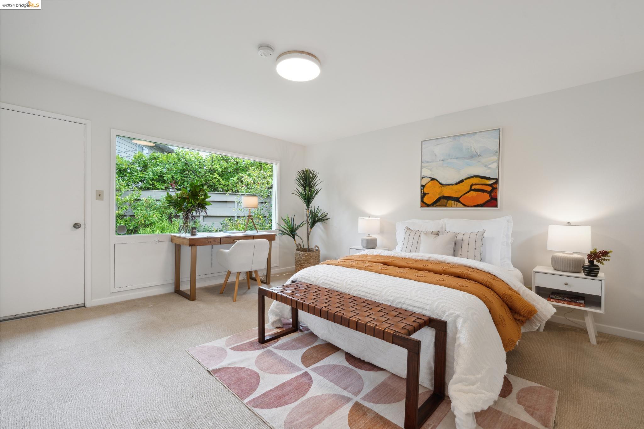 245 Los Altos Dr