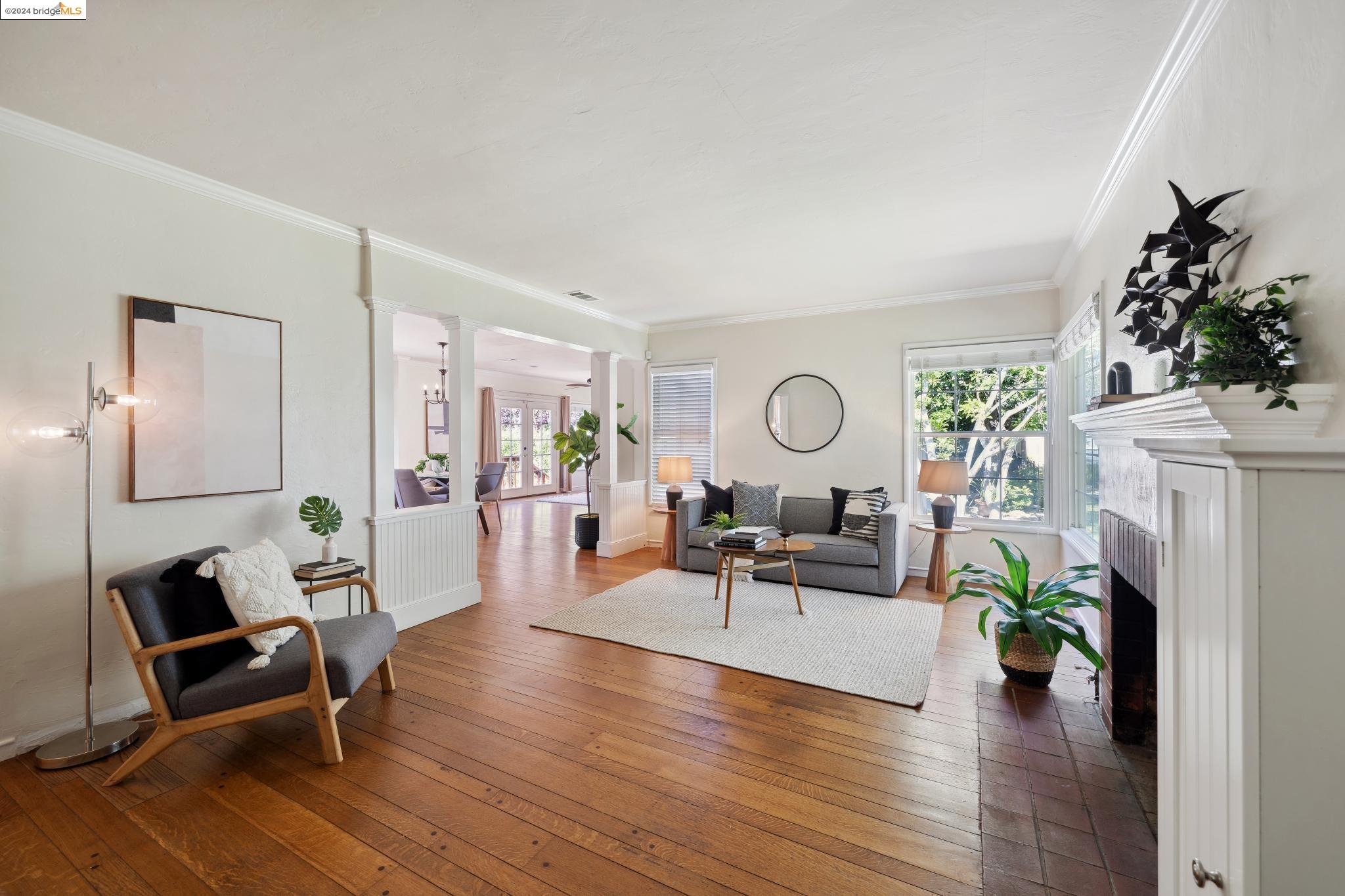 1324 Carl Ave
