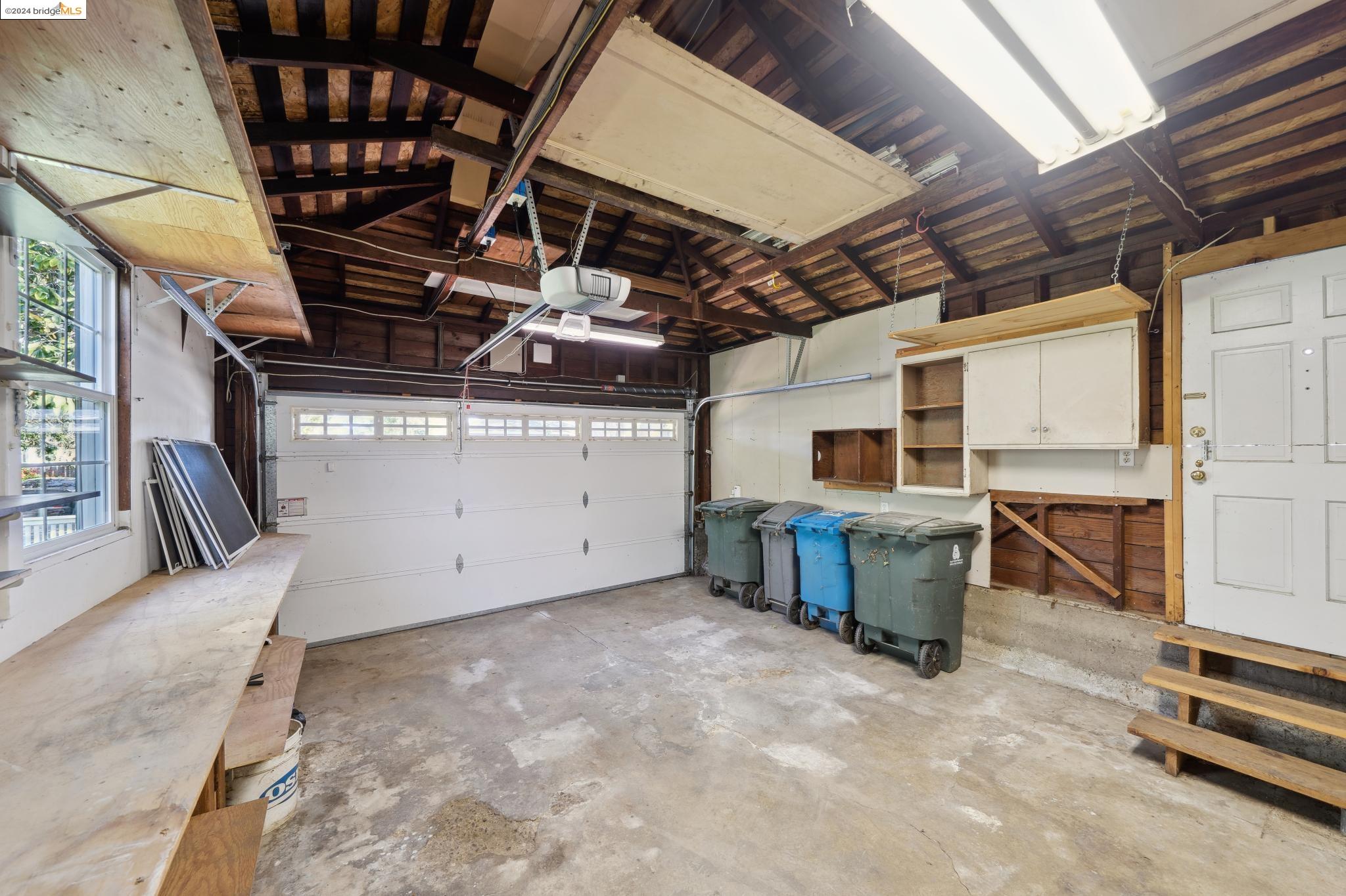 1324 Carl Ave