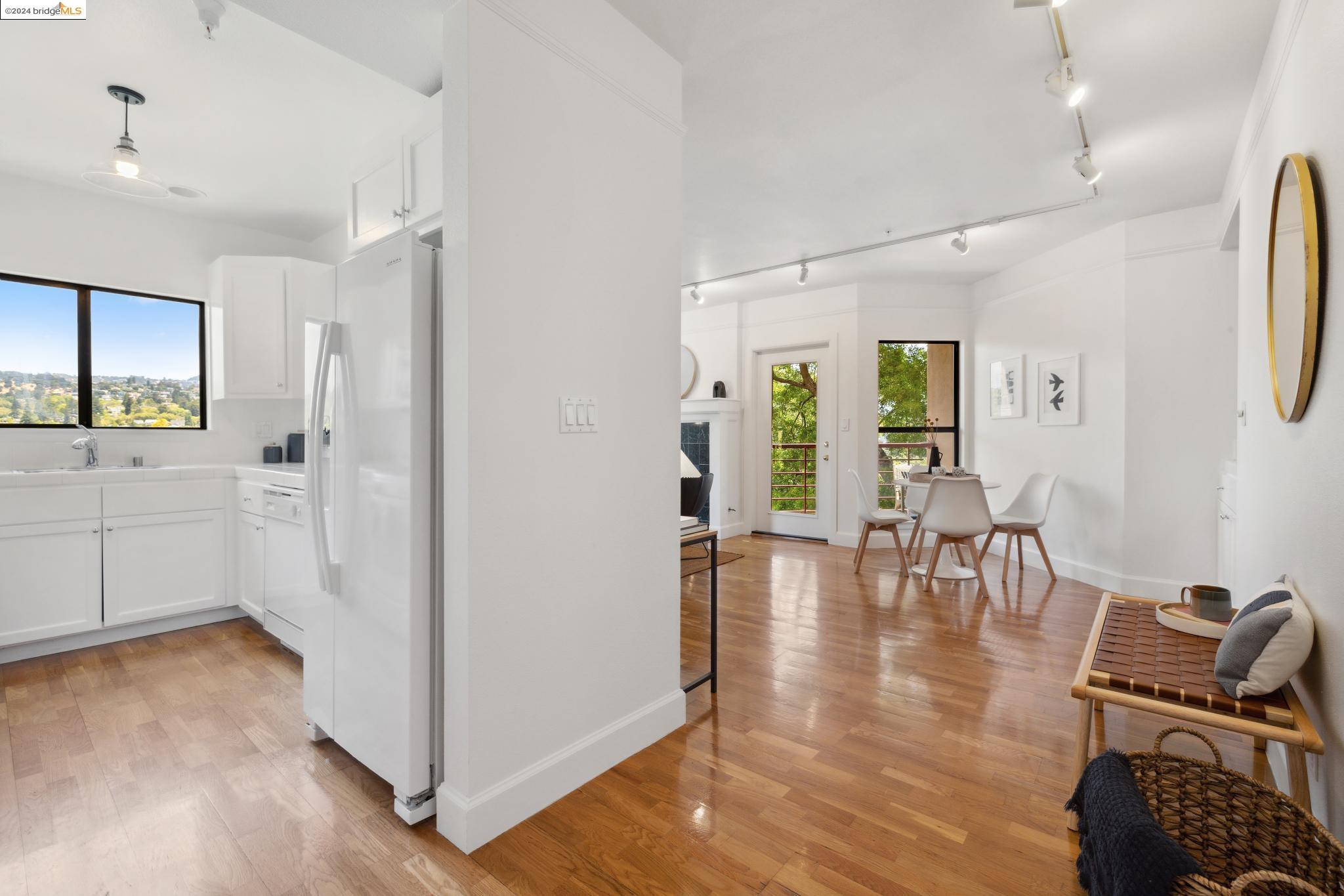 624 Jean St Unit: E