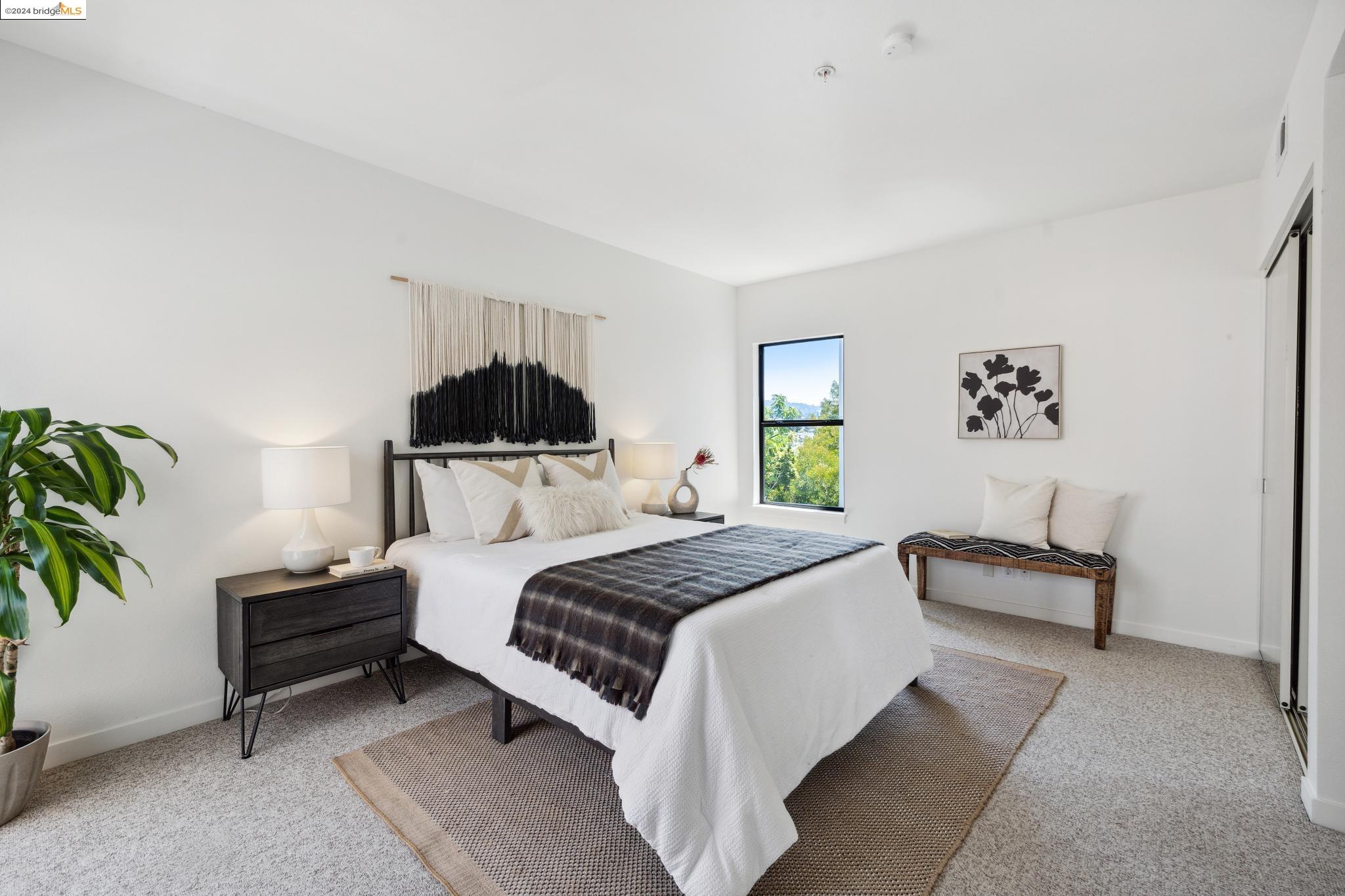 624 Jean St Unit: E