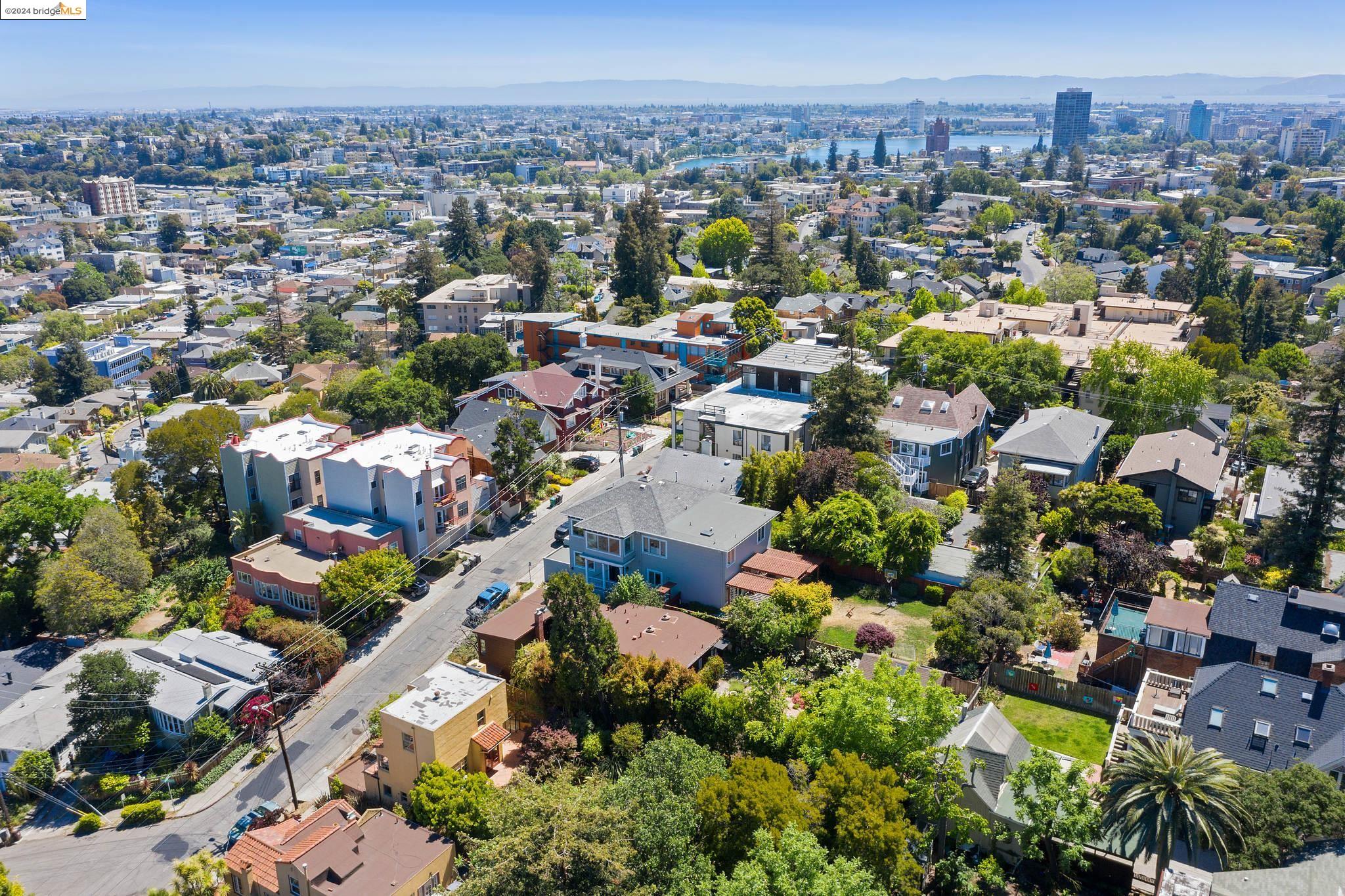 624 Jean St Unit: E