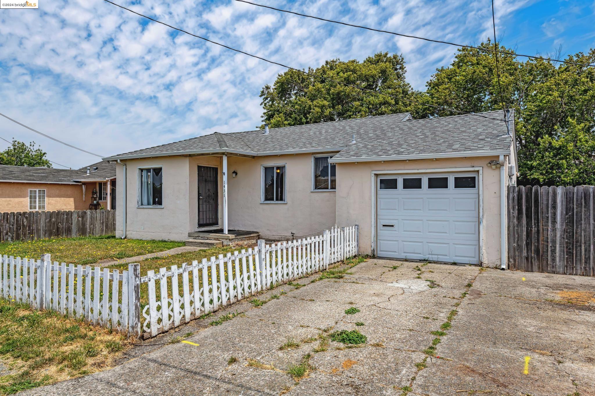 1431 Colin St