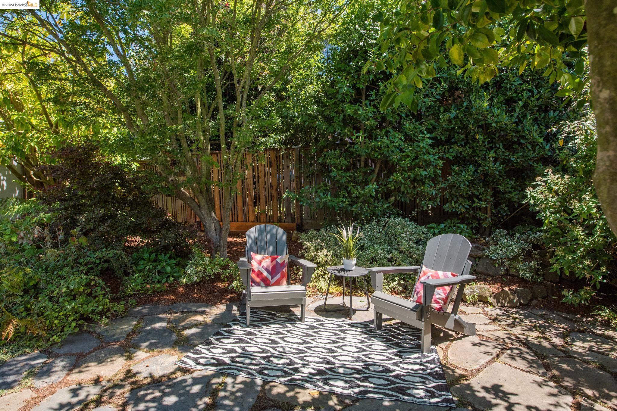 4606 Edgewood