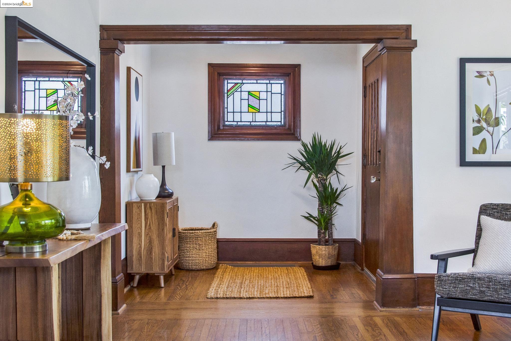 4606 Edgewood