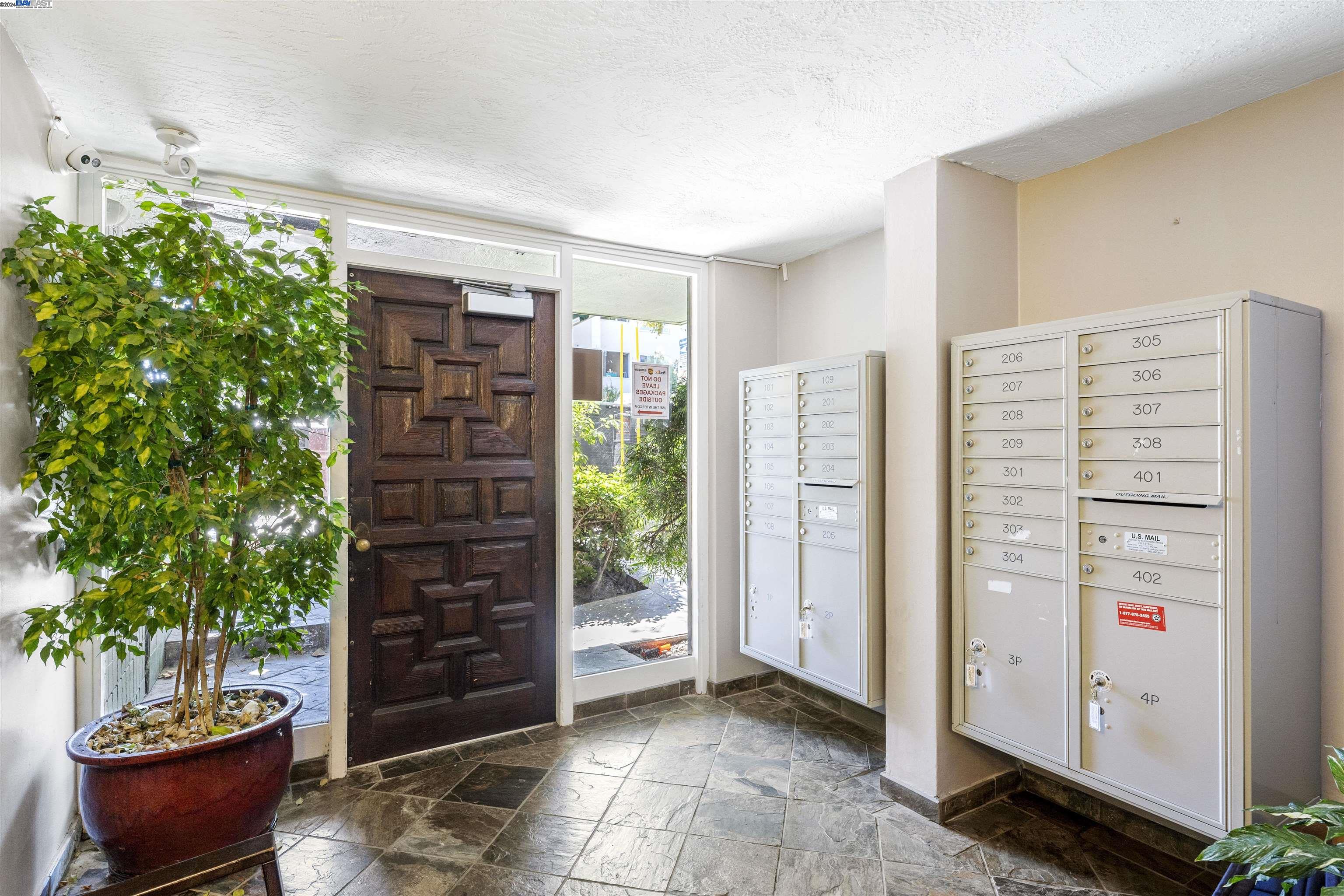 199 Montecito # 207