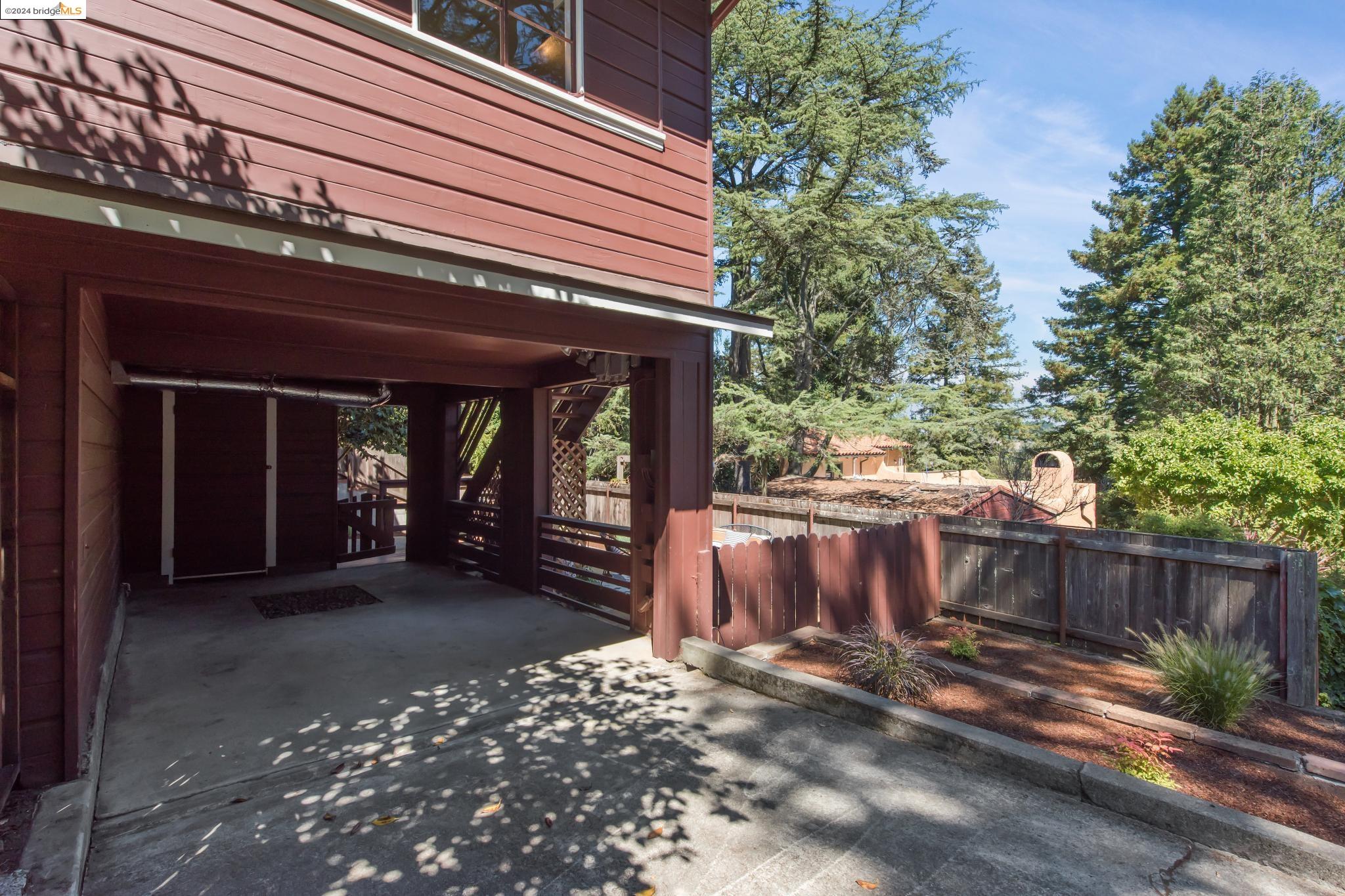 55 Sunset Ln