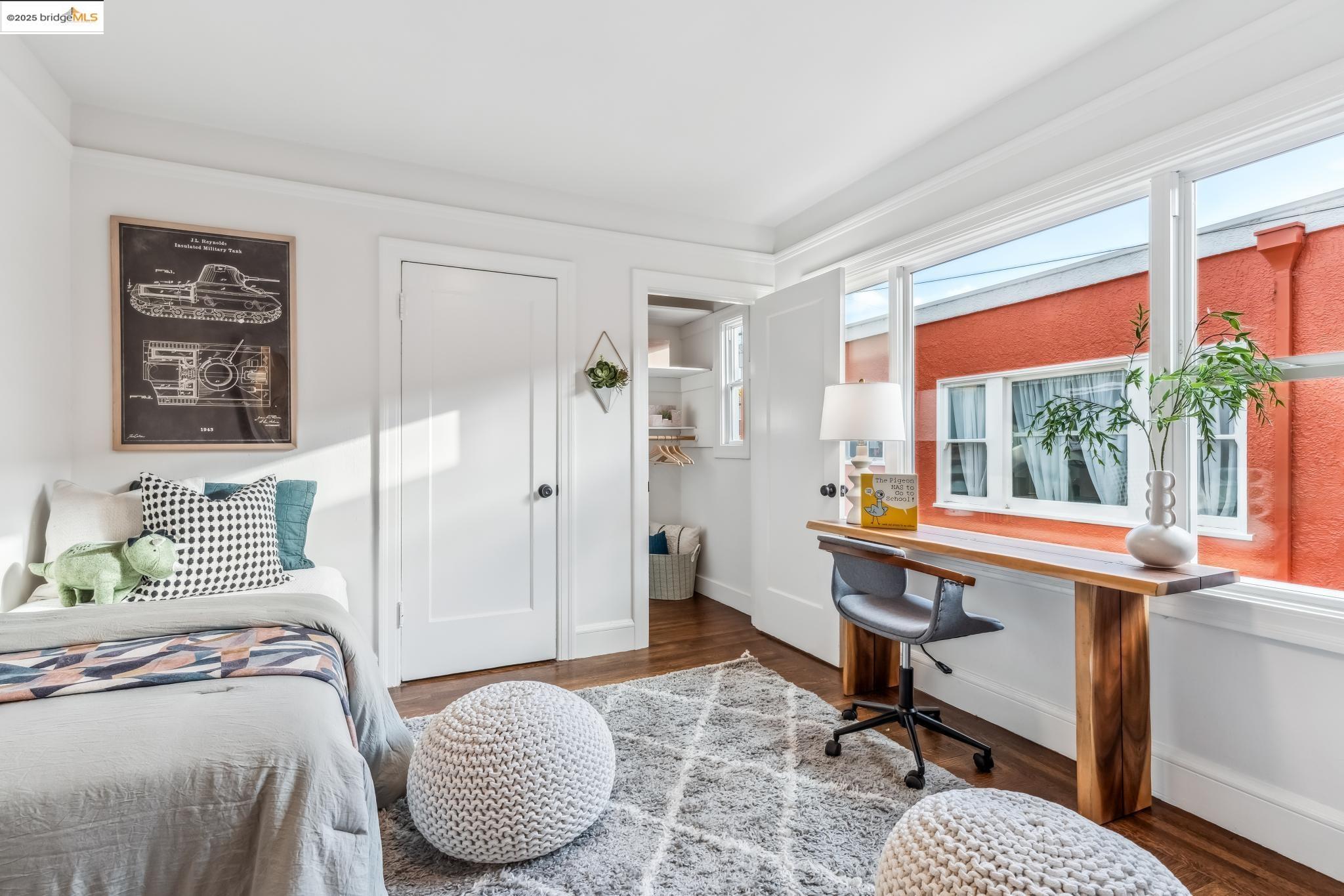 2745 Grande Vista Ave