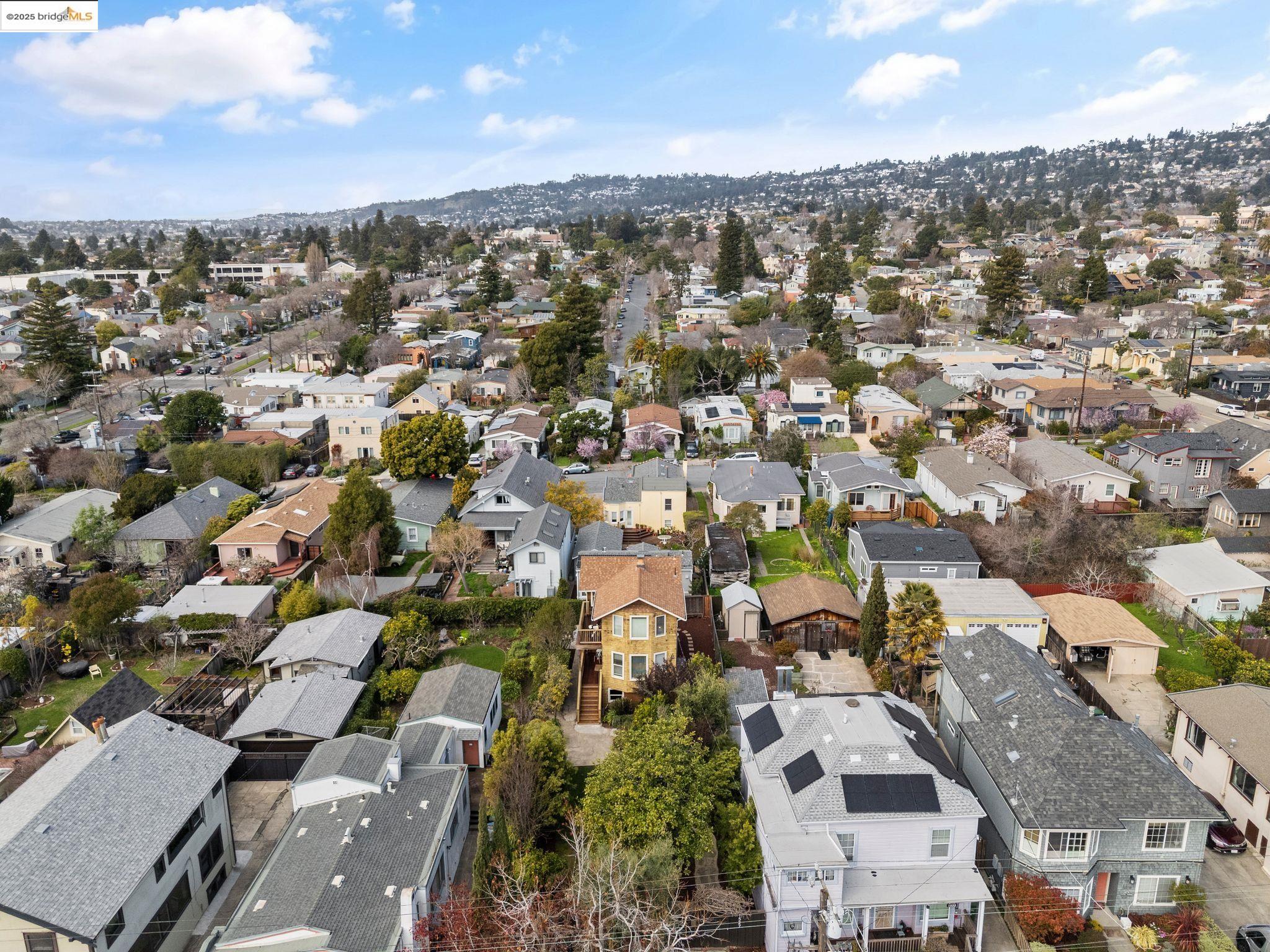 1527 Virginia Street