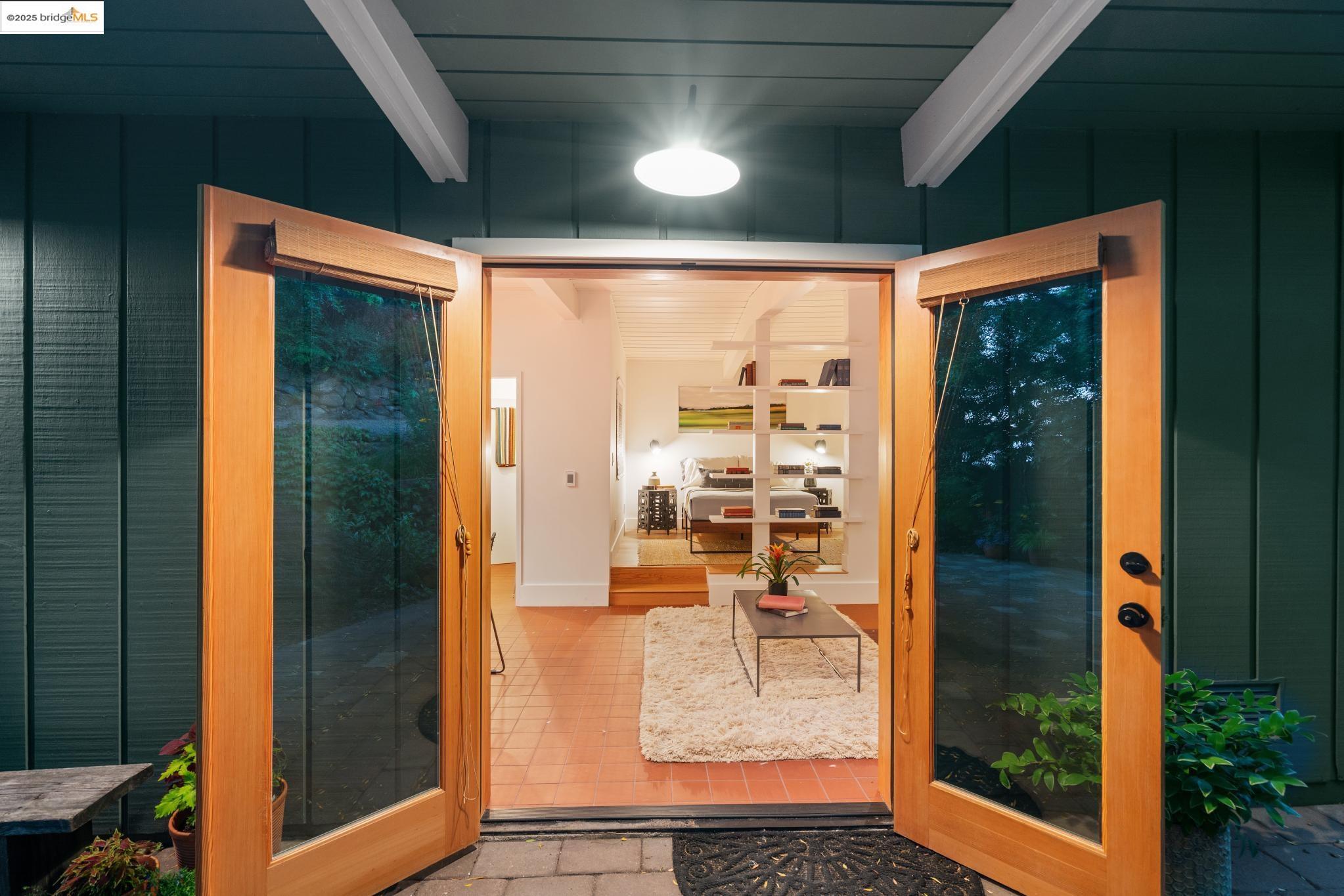 1415 Devonshire Dr