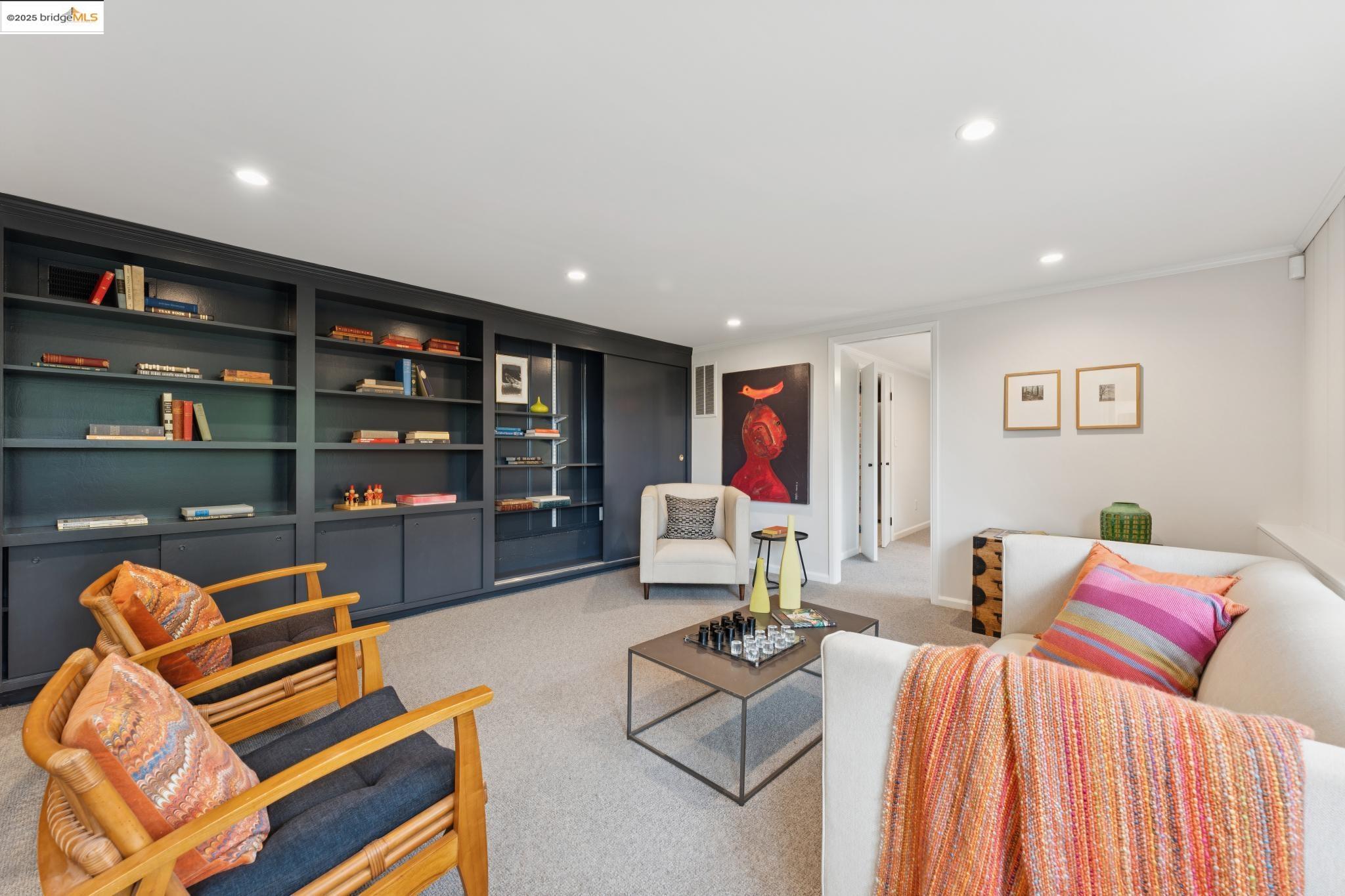 1415 Devonshire Dr