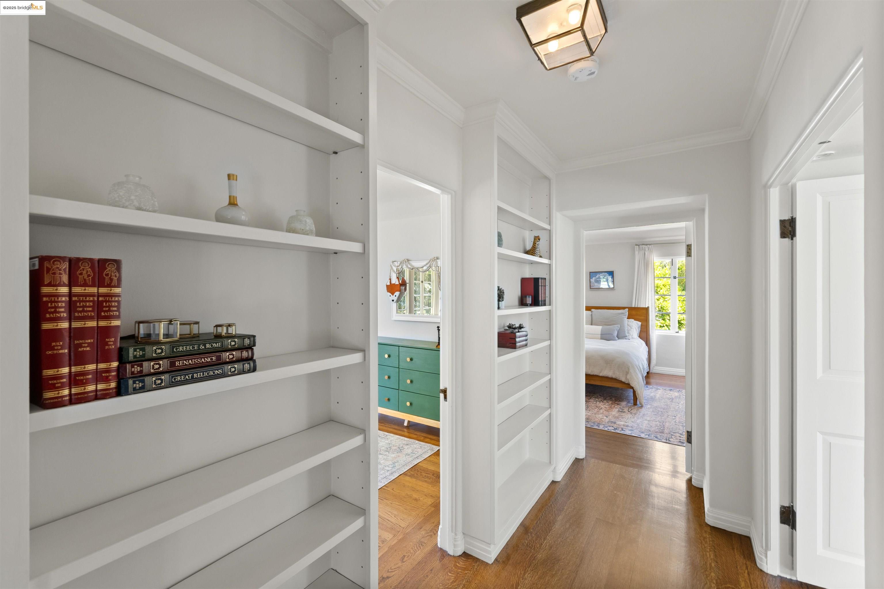5701 La Salle Ave