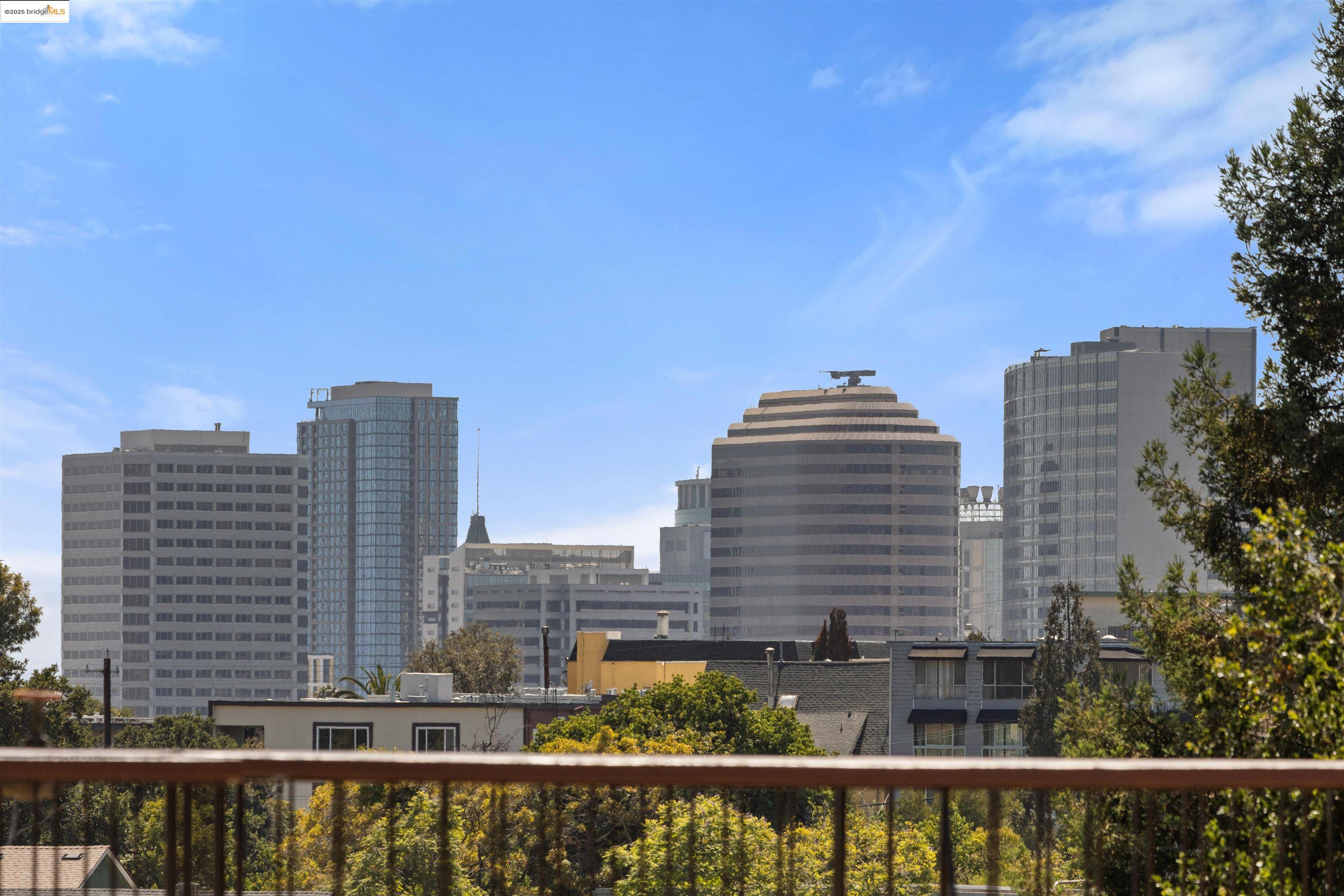 555 Jean St # 417