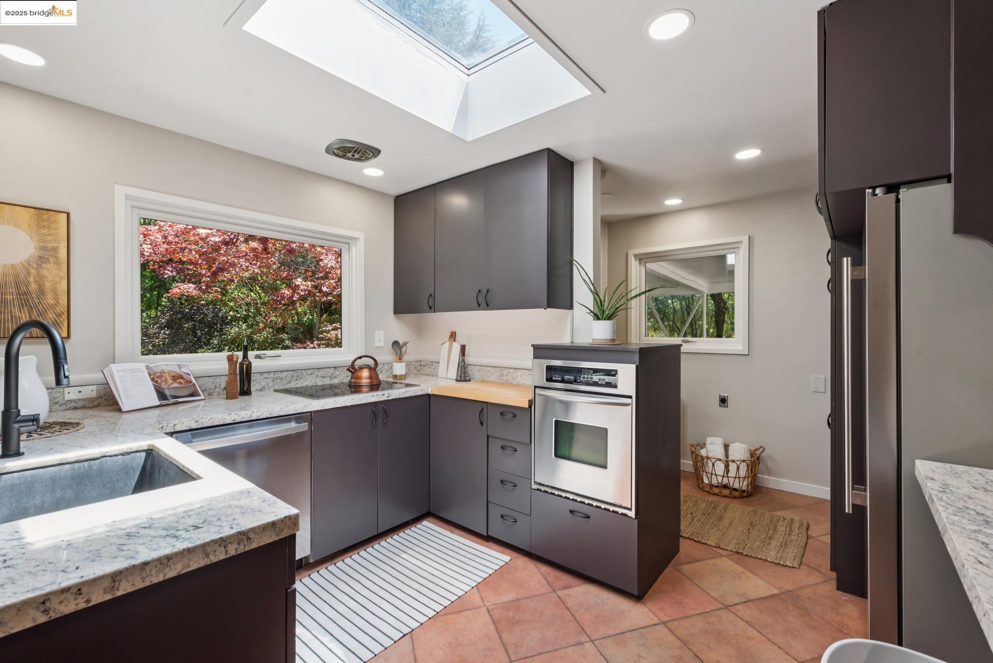 39 Norwood Ave