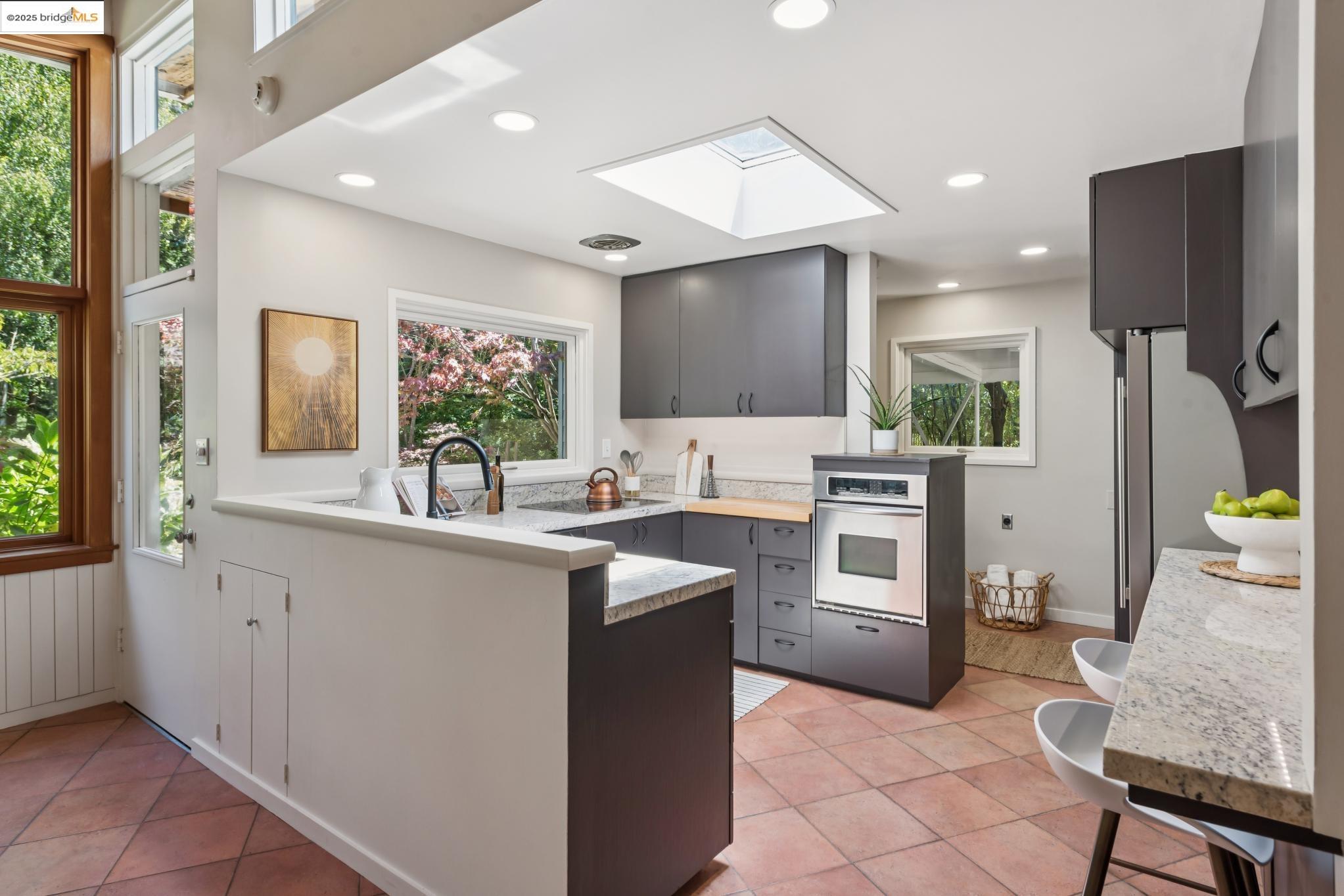 39 Norwood Ave