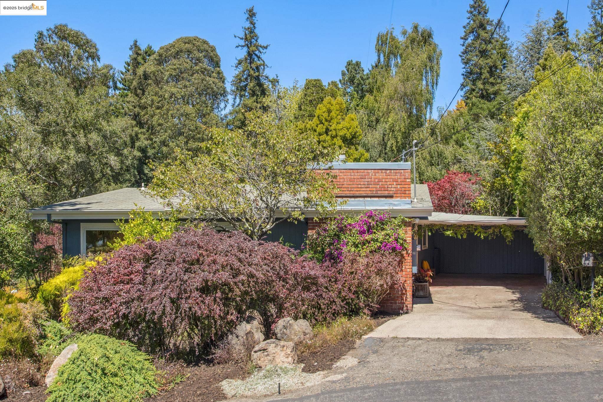 39 Norwood Ave