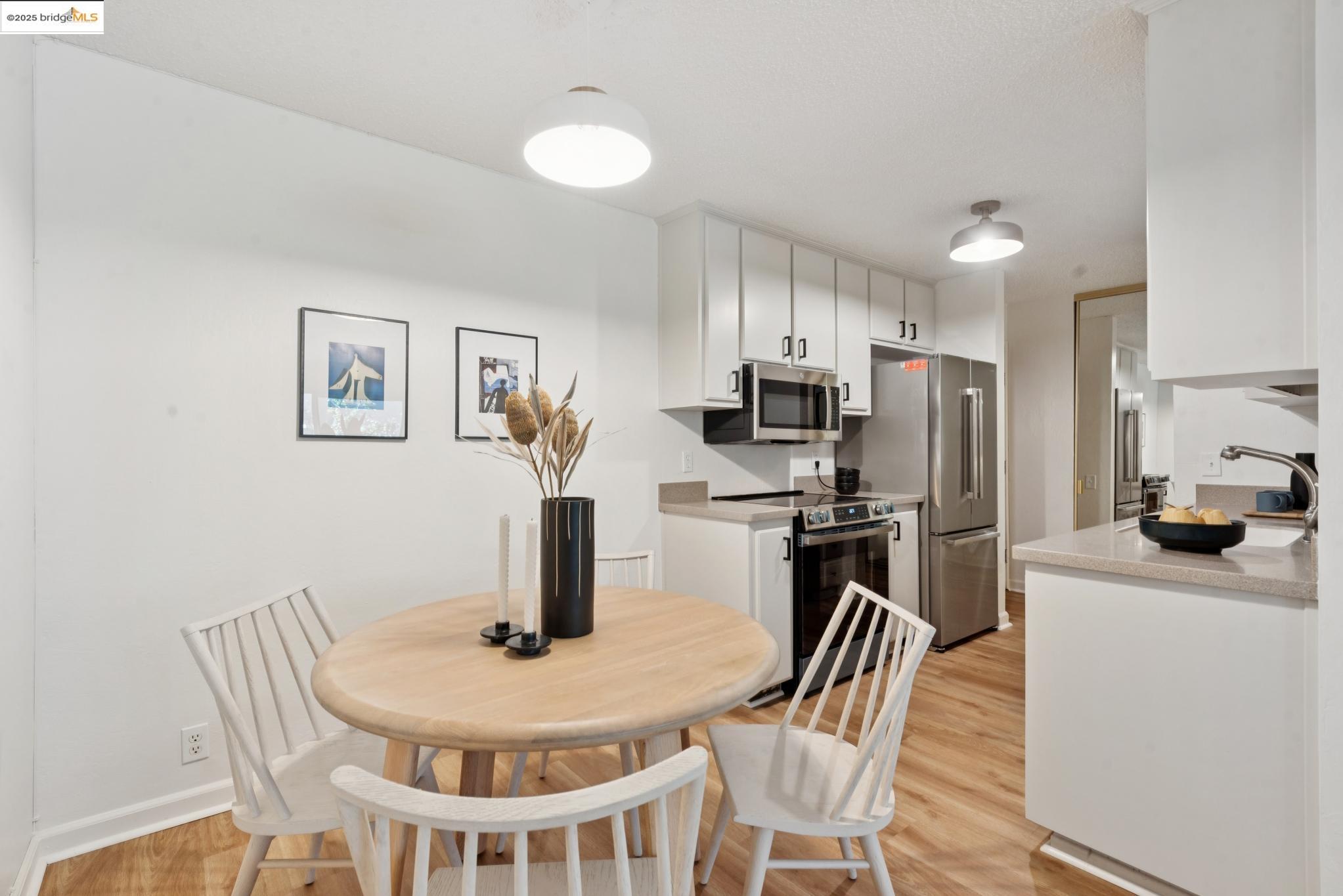 150 Pearl St # 212