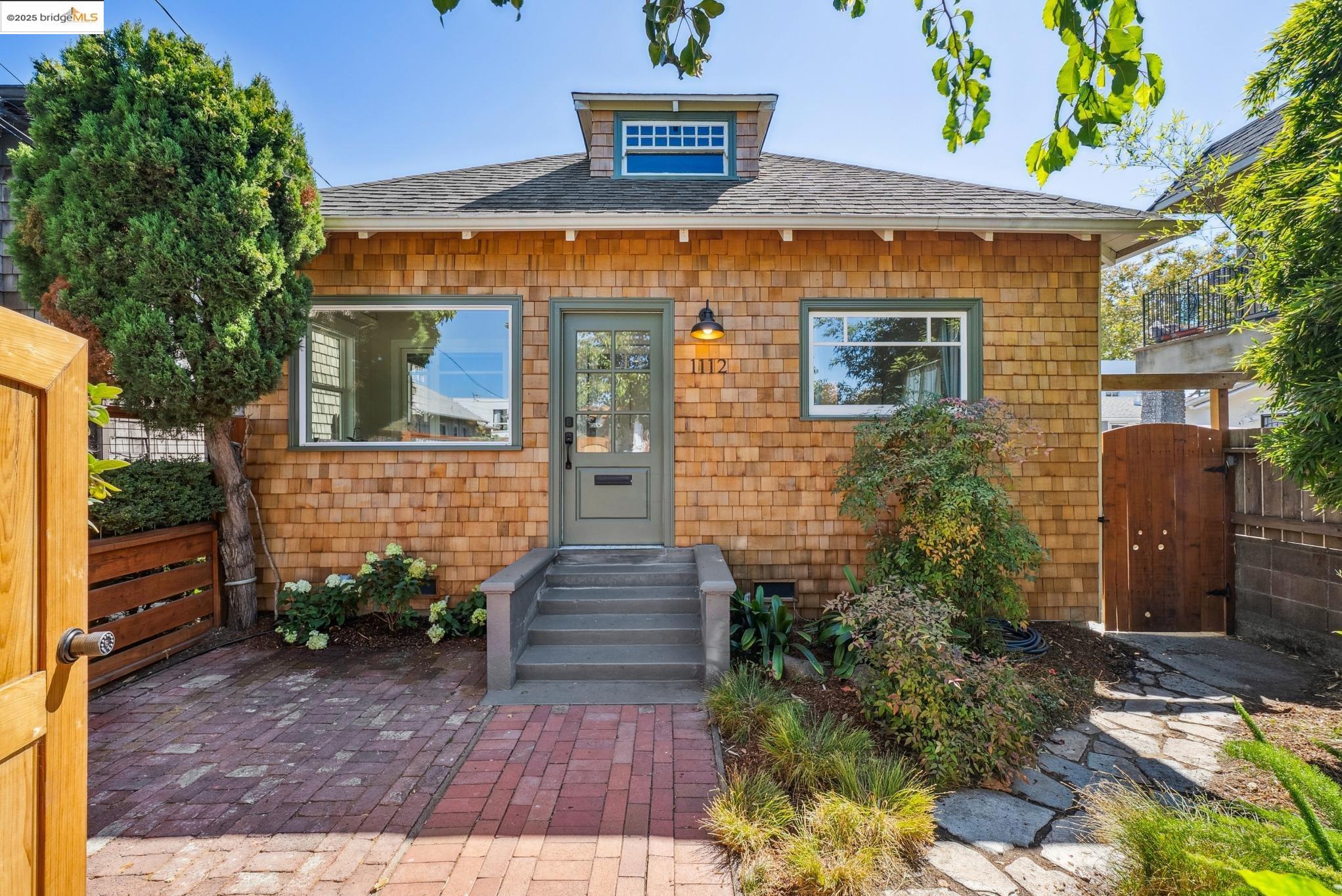 1112 Ward St, Berkeley