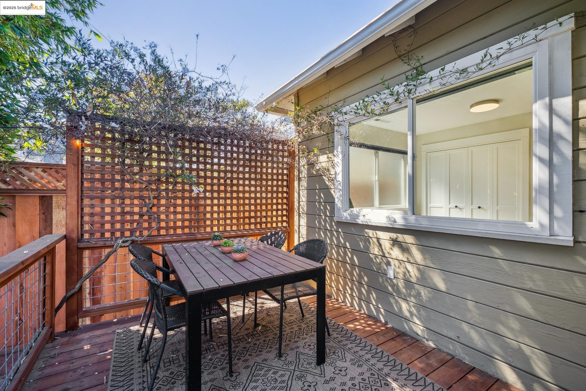 1112 Ward St, Berkeley