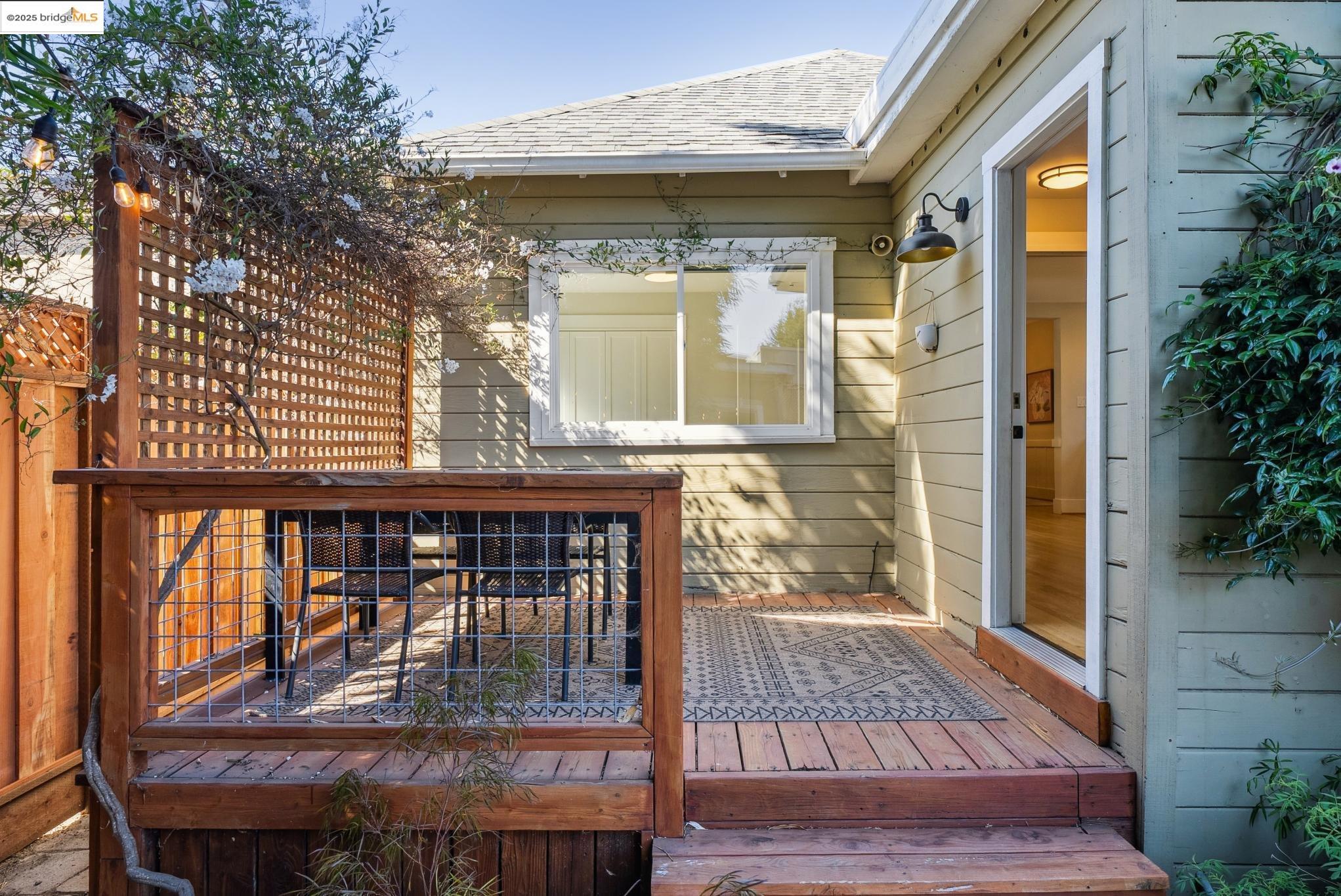 1112 Ward St, Berkeley