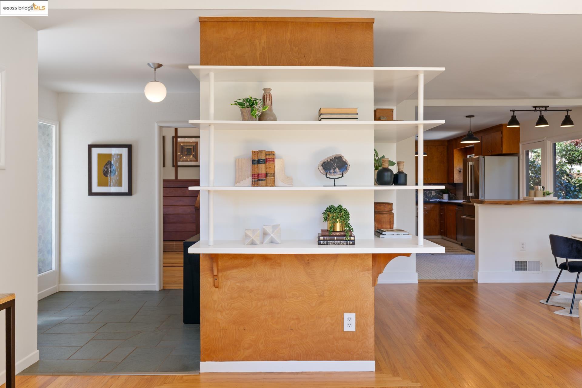 605 Plateau Dr