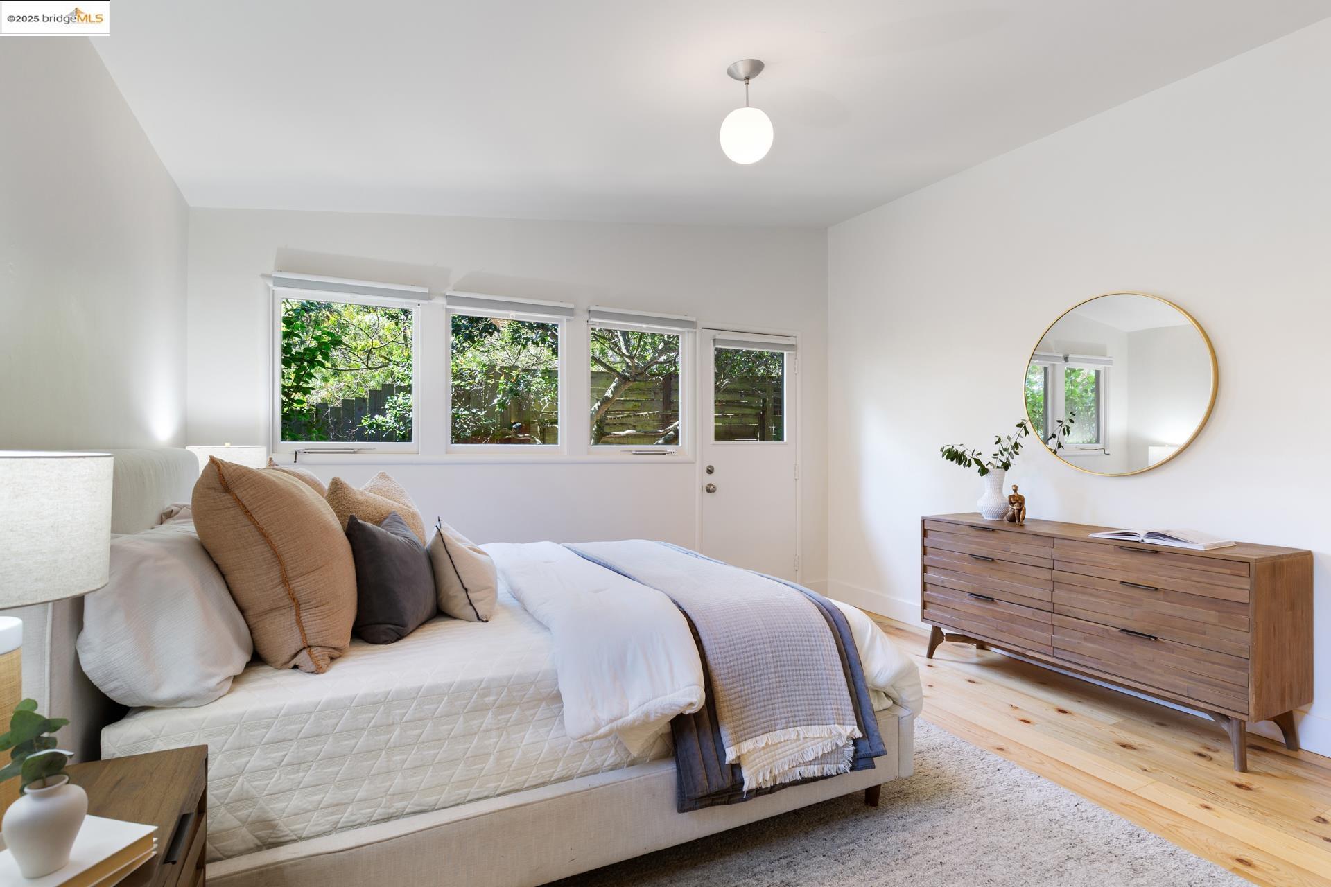 605 Plateau Dr