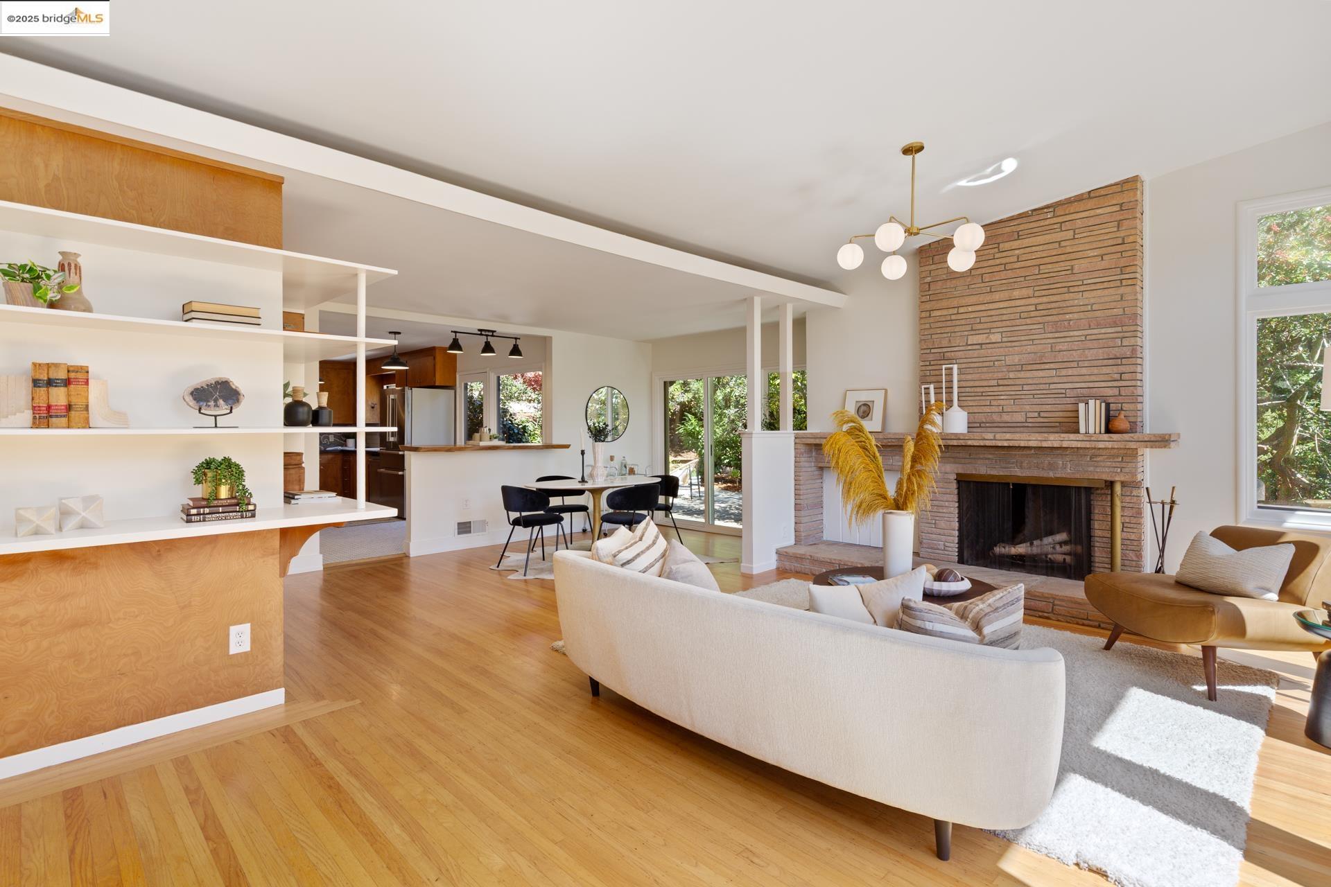 605 Plateau Dr