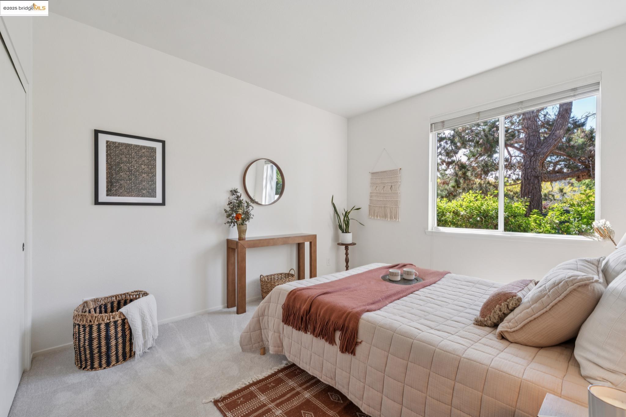 27 Bayside Ct